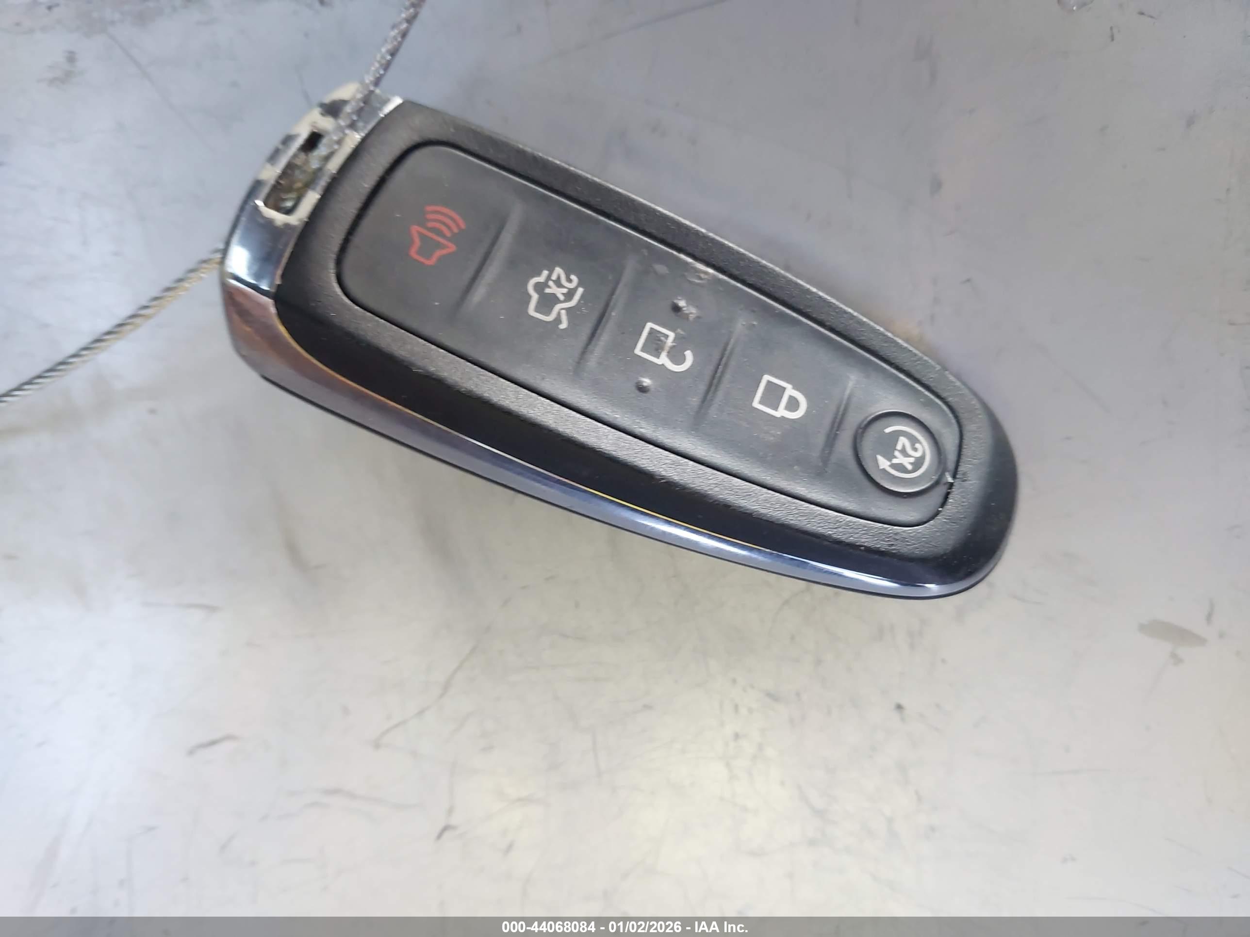 FORD C-MAX image 11