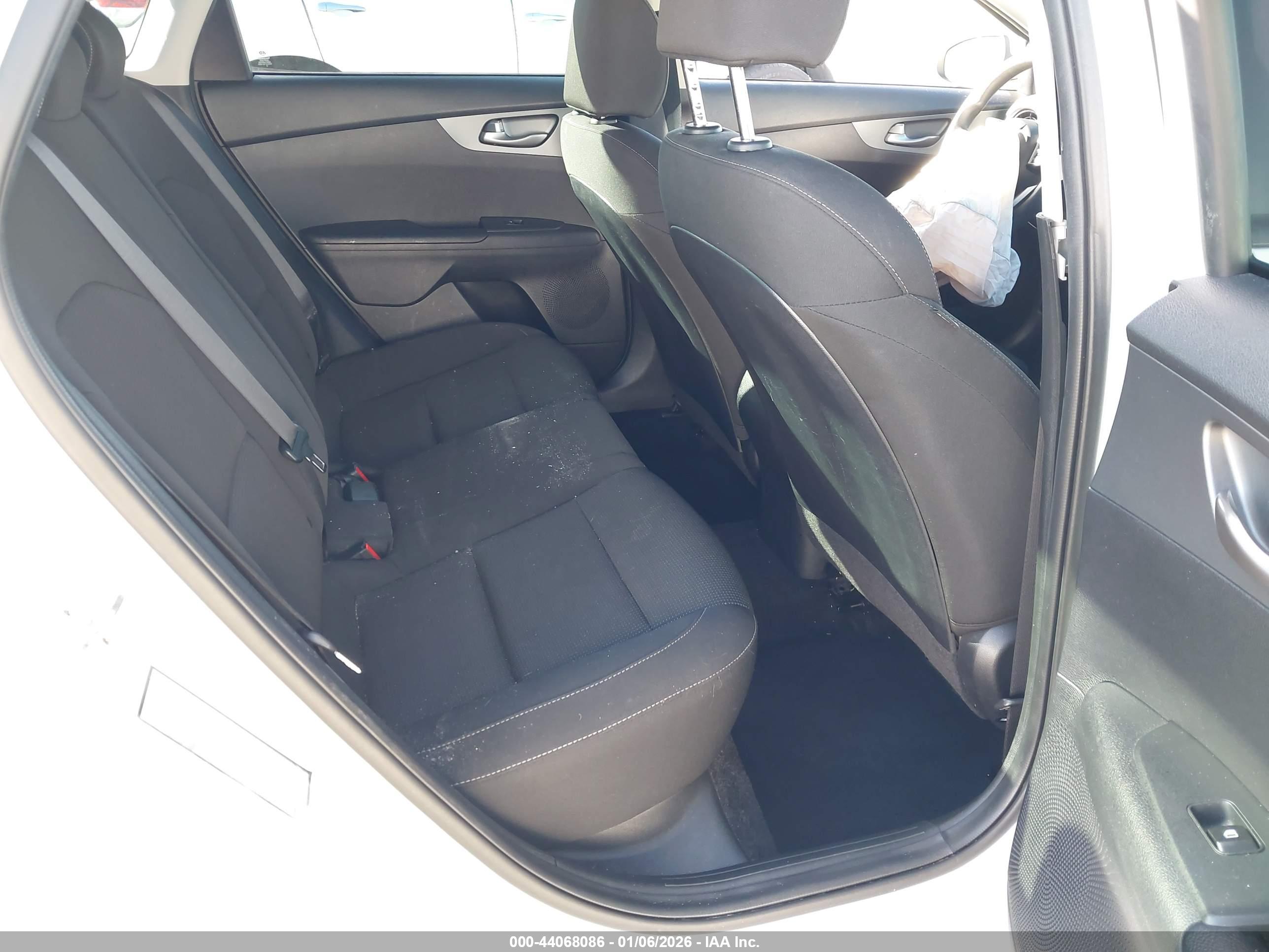 KIA FORTE image 8