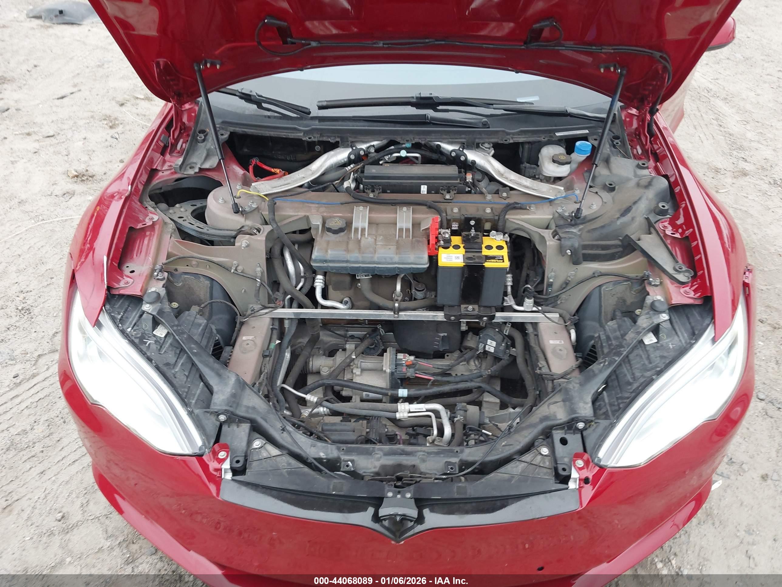 TESLA MODEL image 10