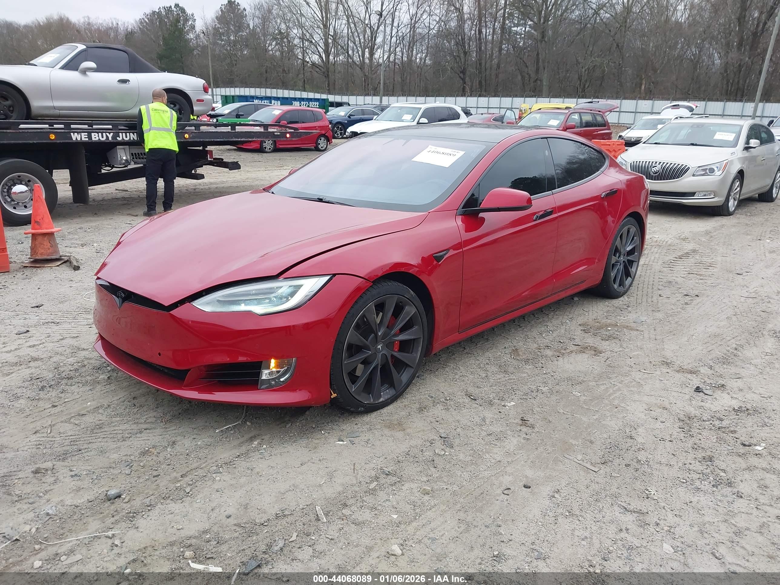 TESLA MODEL image 2