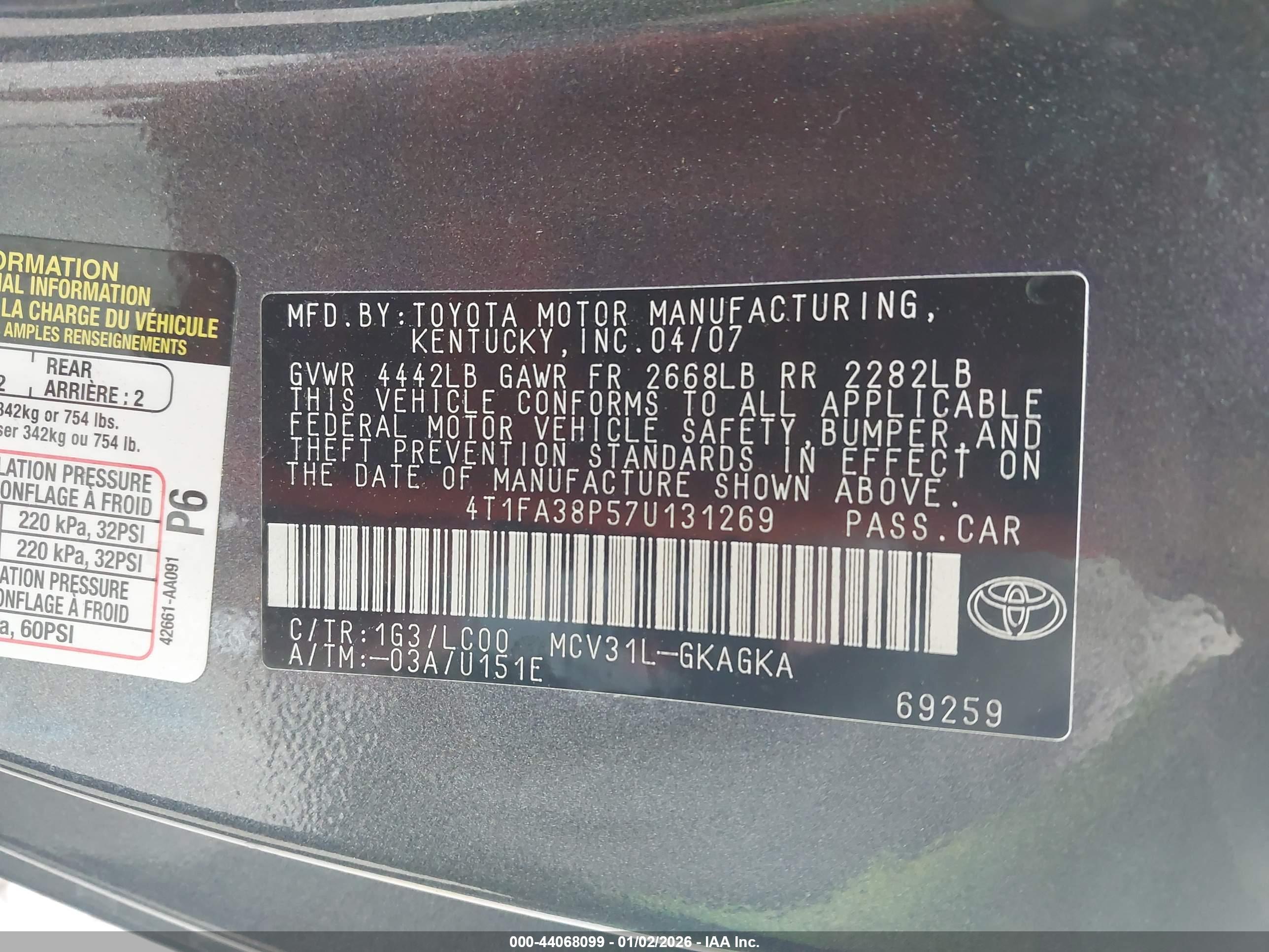 TOYOTA CAMRY image 9