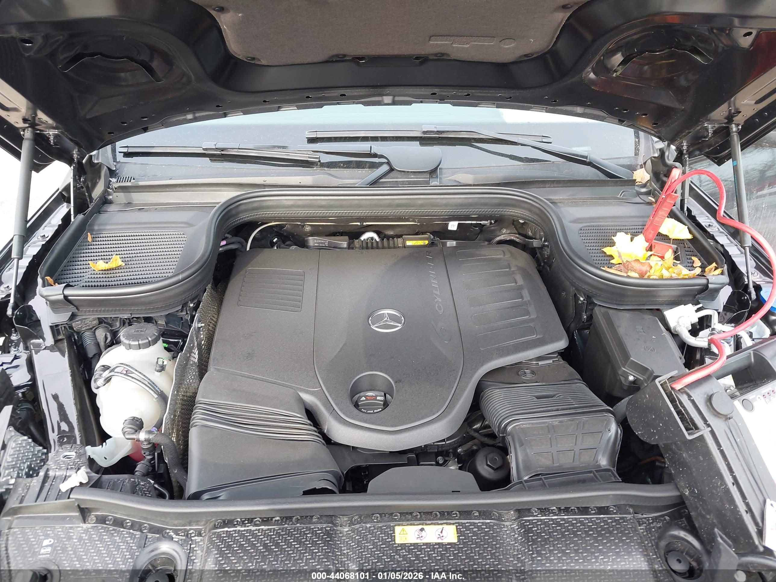 MERCEDES-BENZ GLS image 10