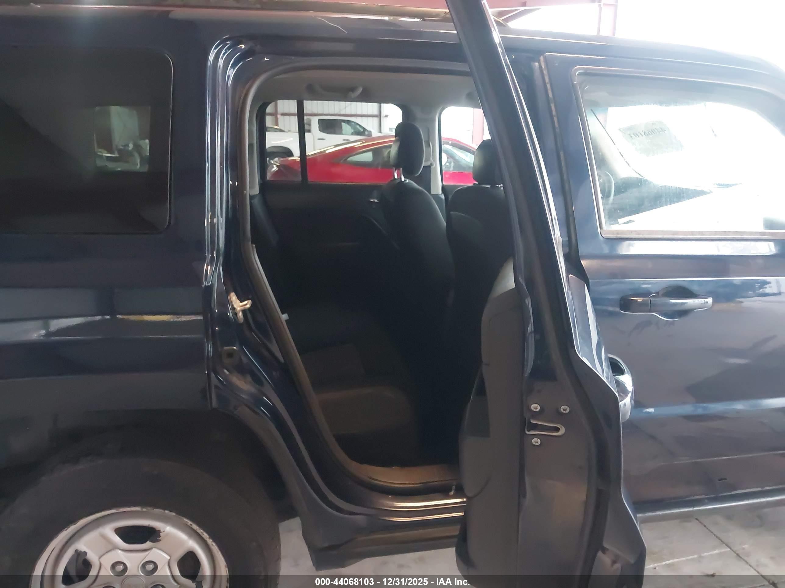 JEEP PATRIOT image 8