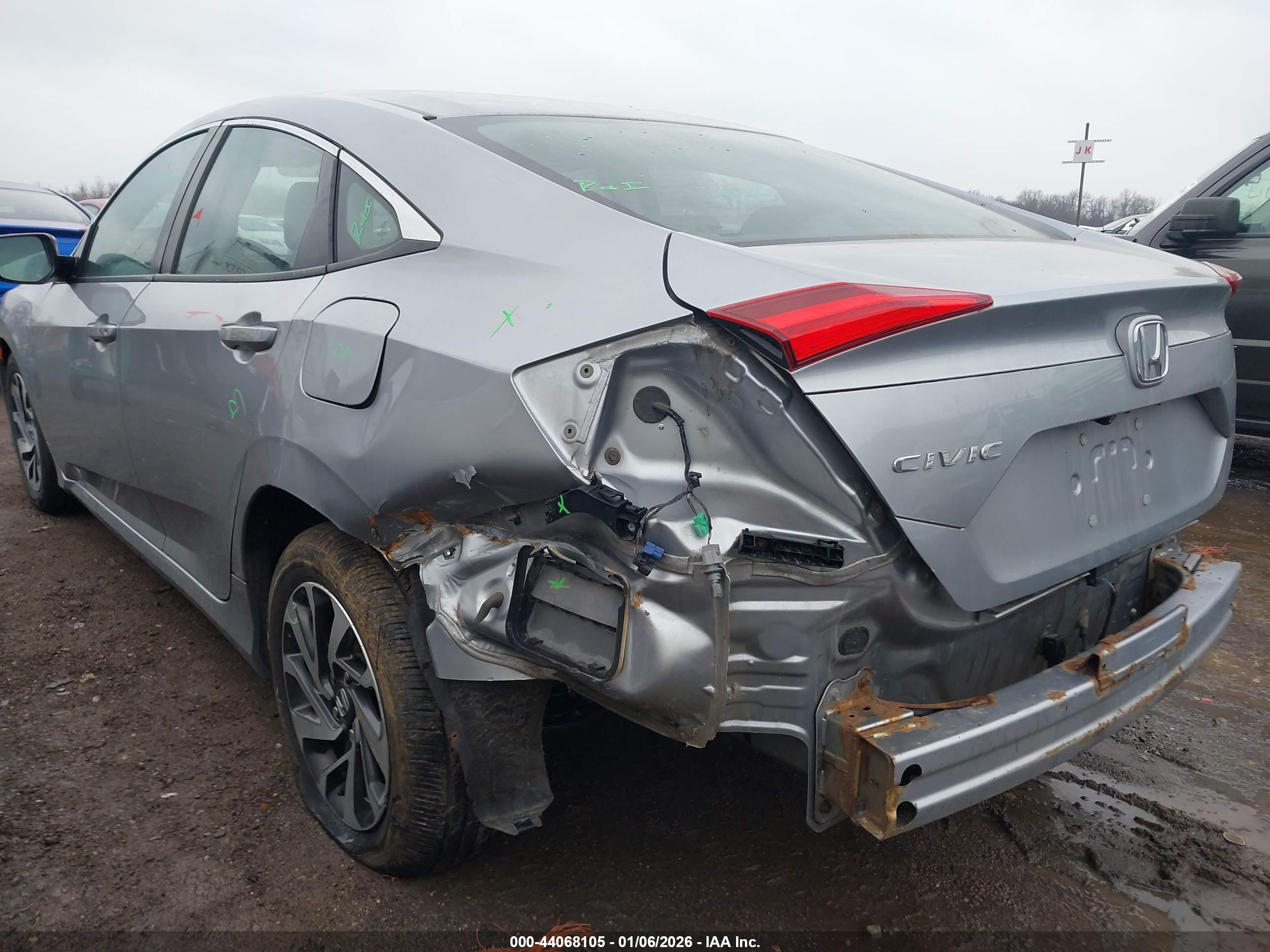 HONDA CIVIC image 6