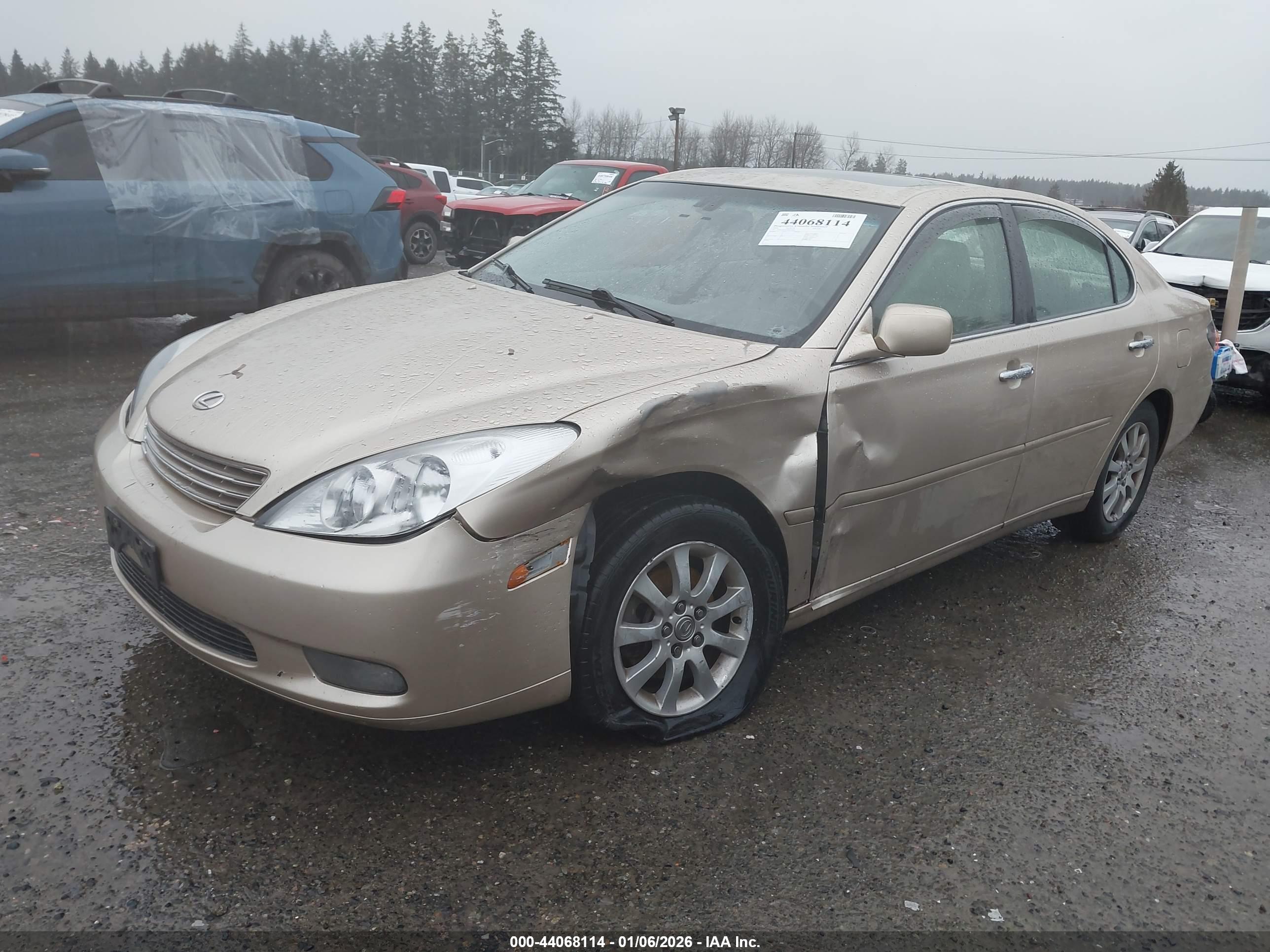 LEXUS ES image 2