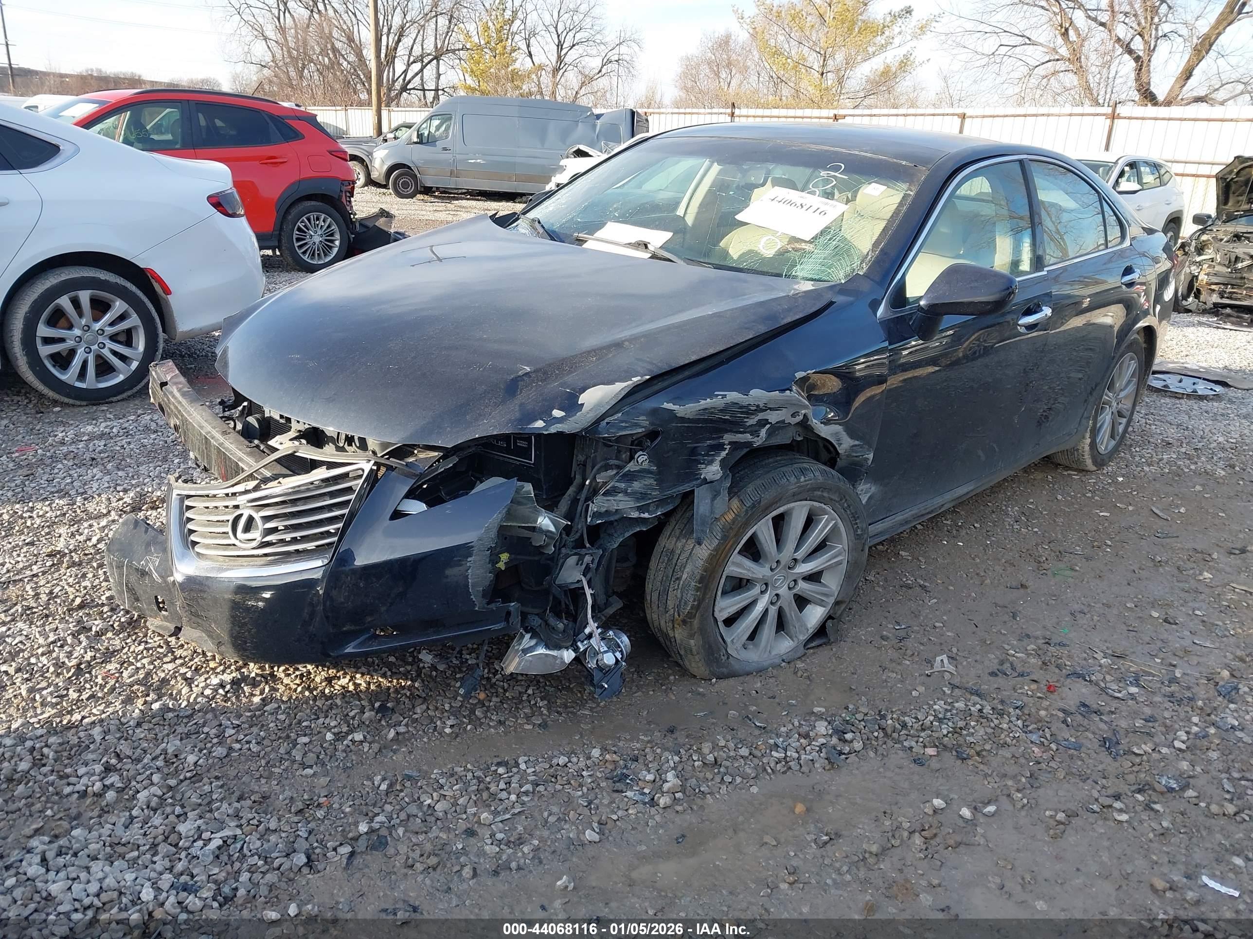LEXUS ES image 2