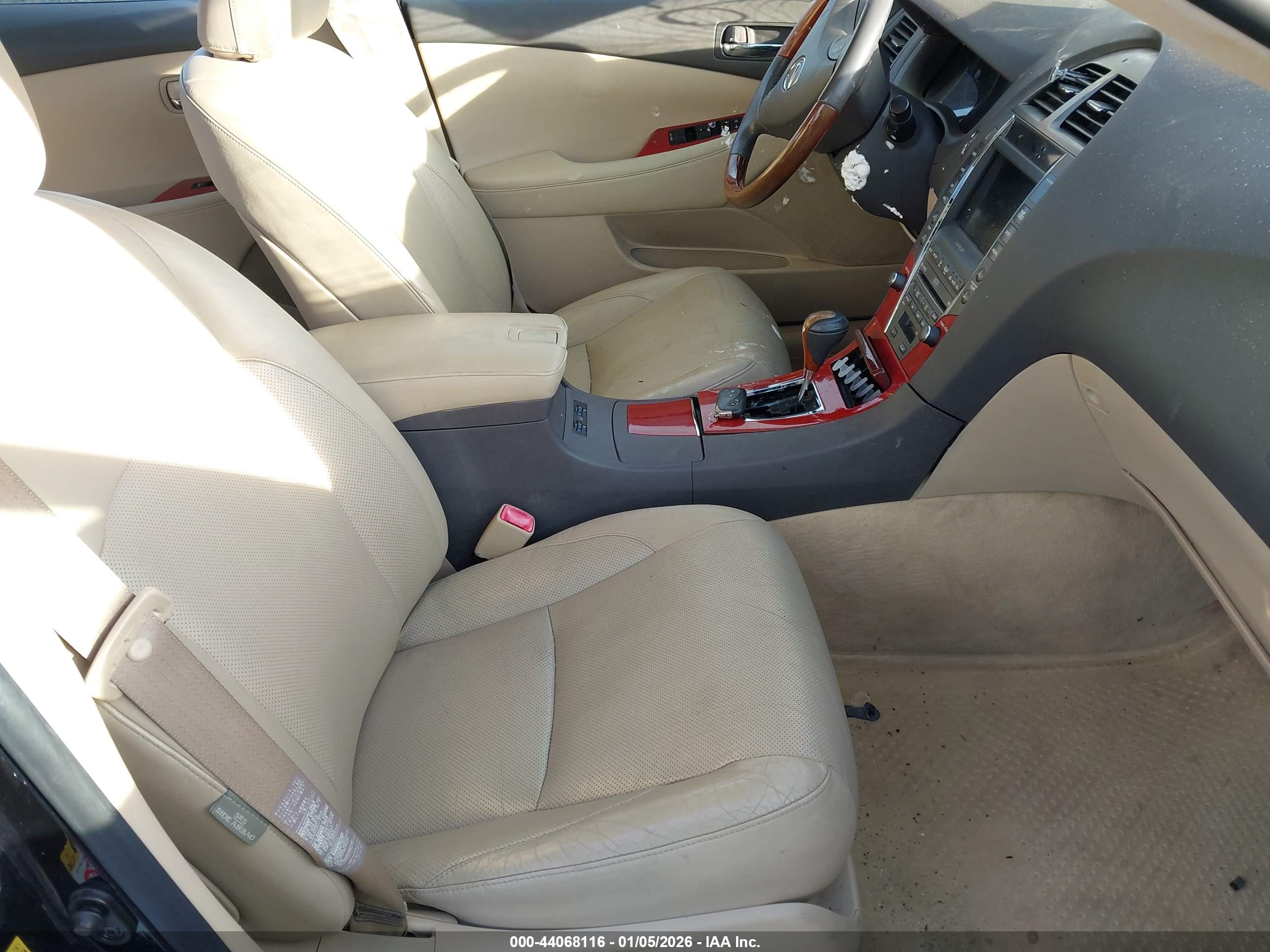 LEXUS ES image 5