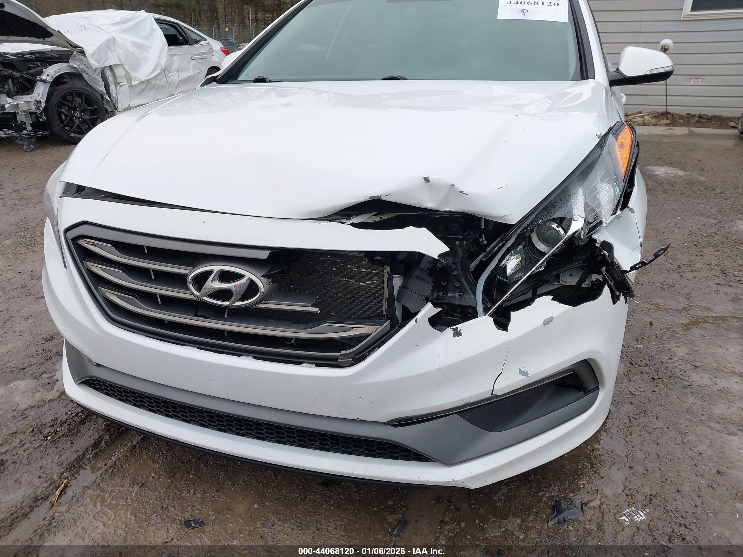 HYUNDAI SONATA image 6
