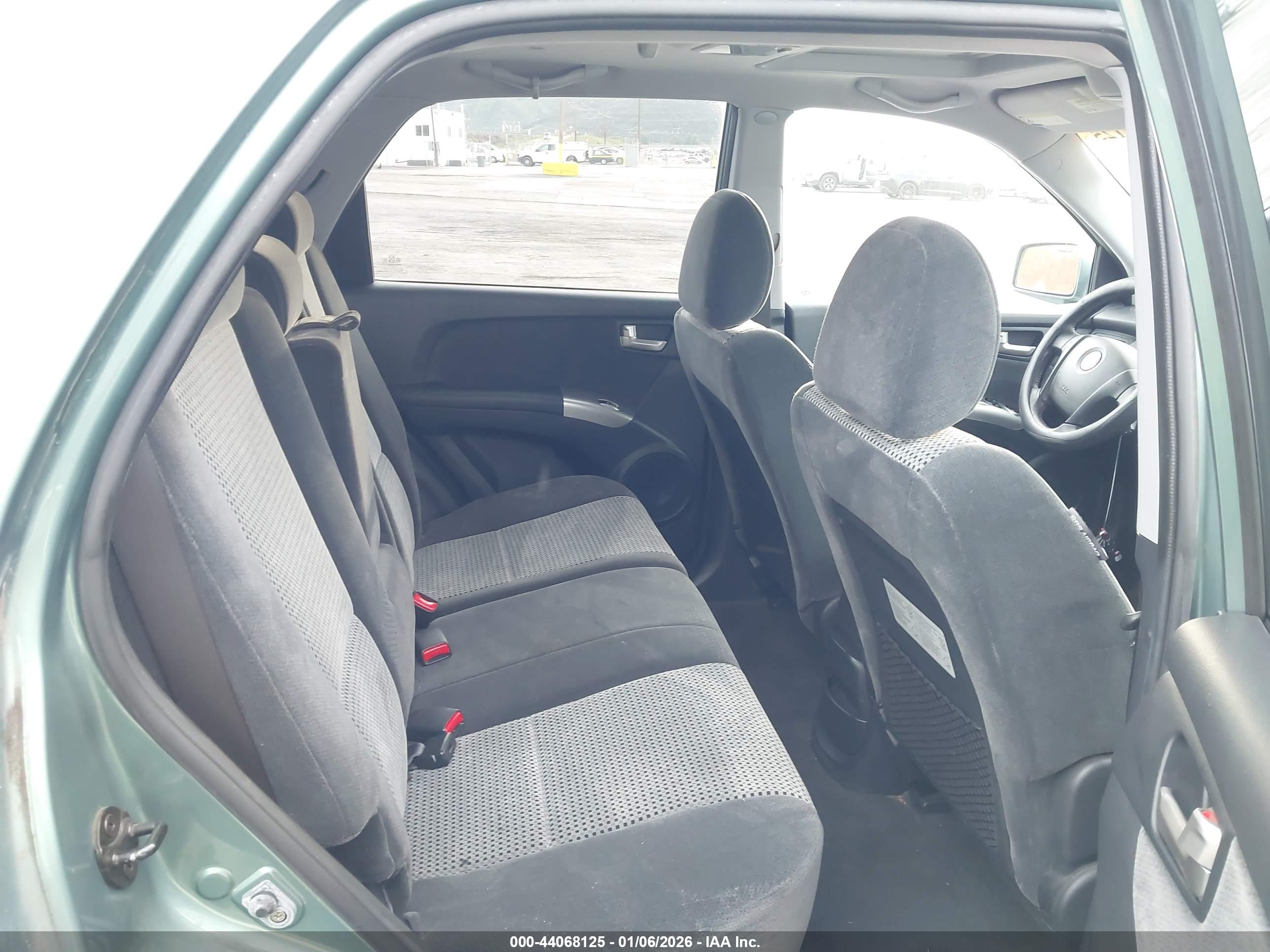 KIA SPORTAGE image 8