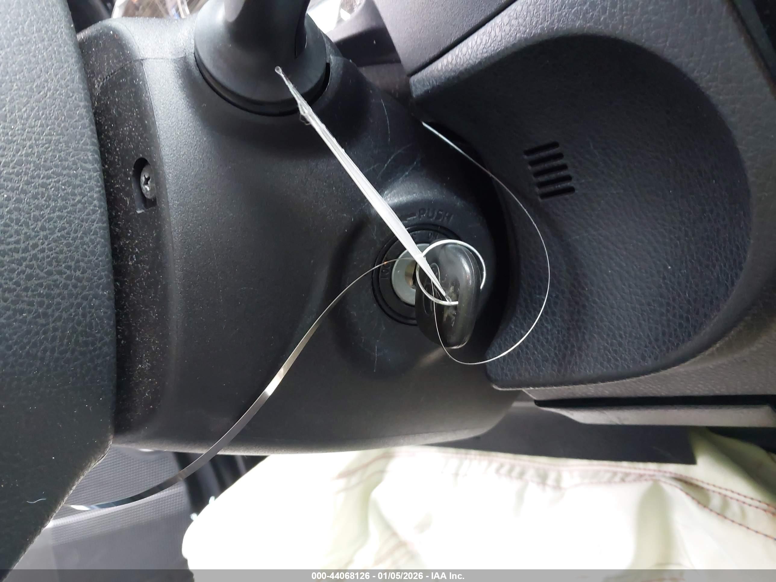 TOYOTA COROLLA image 11
