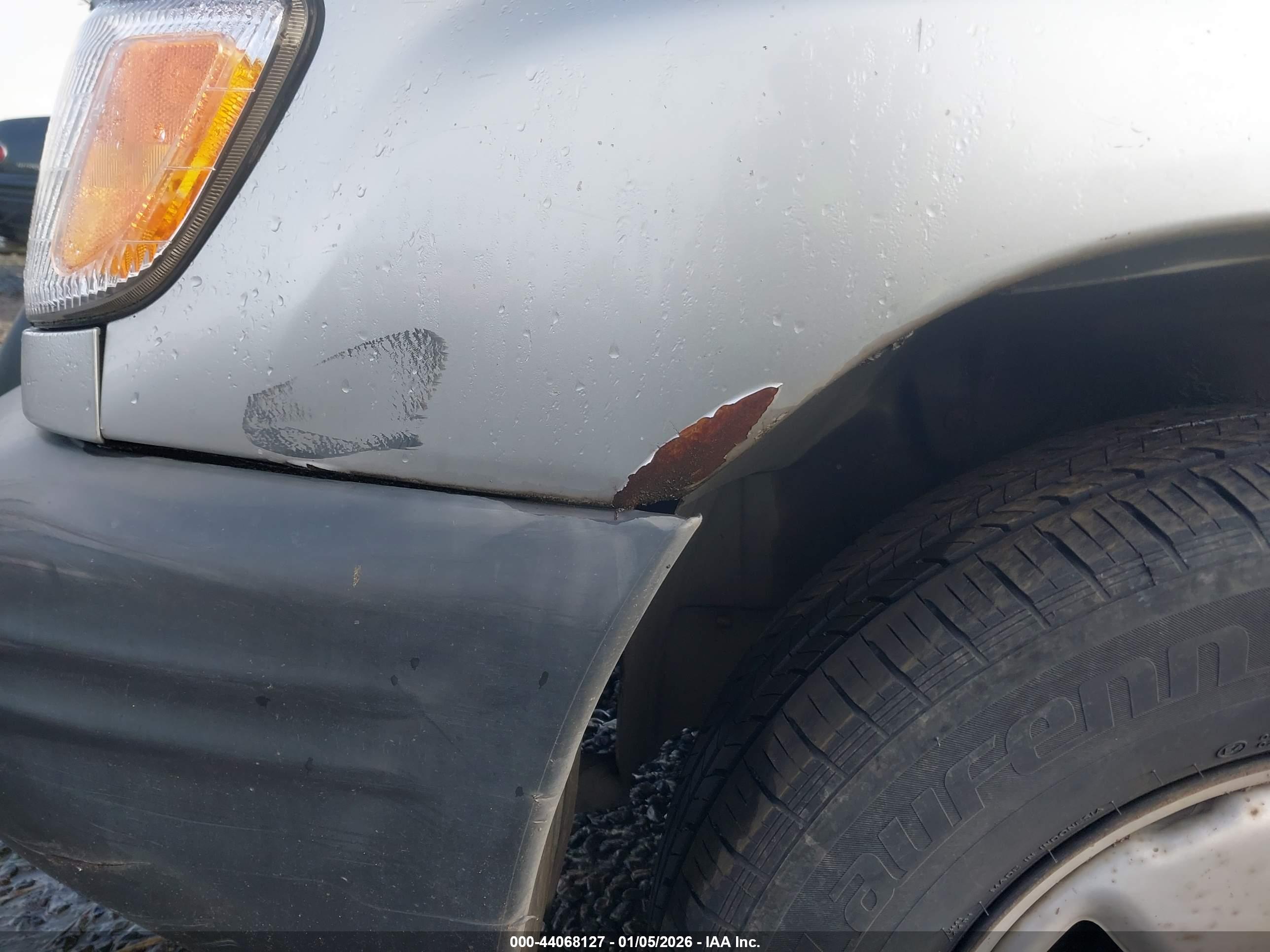 SUBARU FORESTER image 6