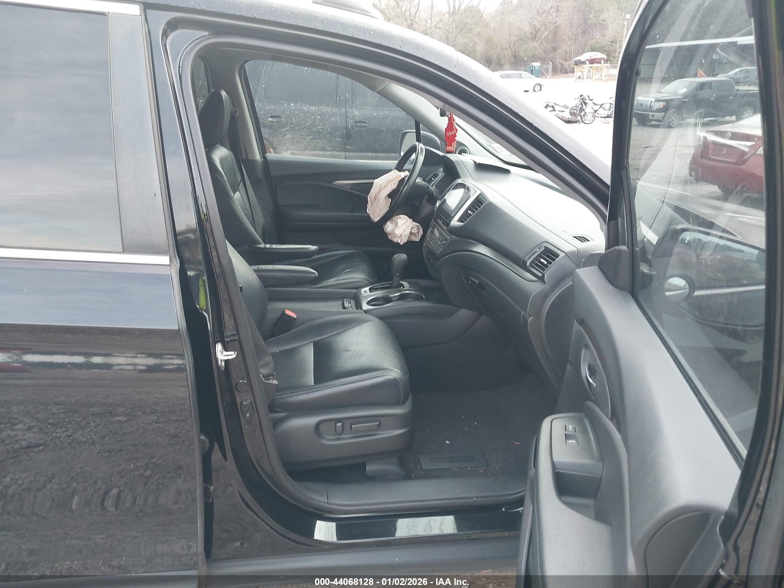 HONDA PILOT image 5