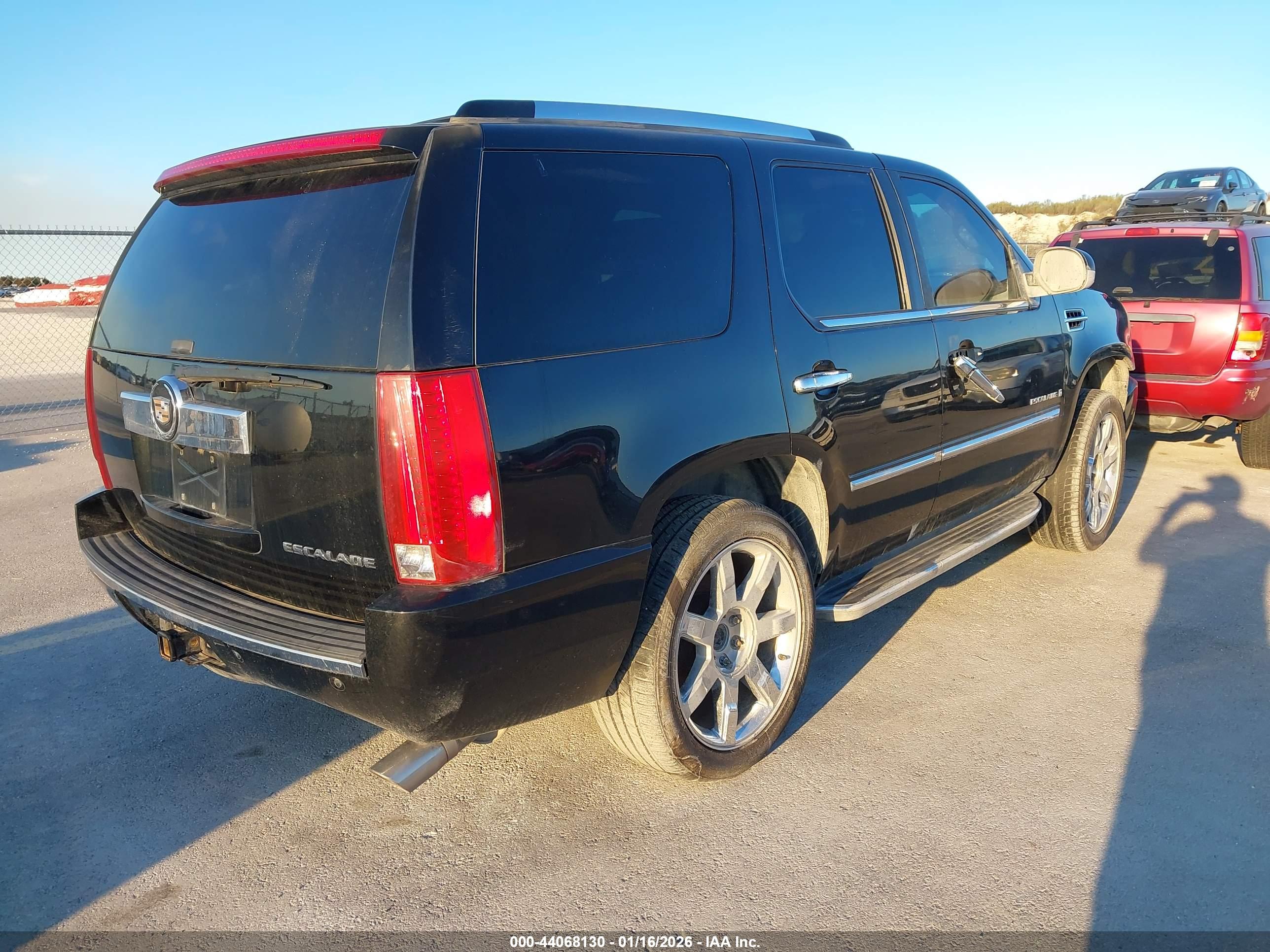 CADILLAC ESCALADE image 4