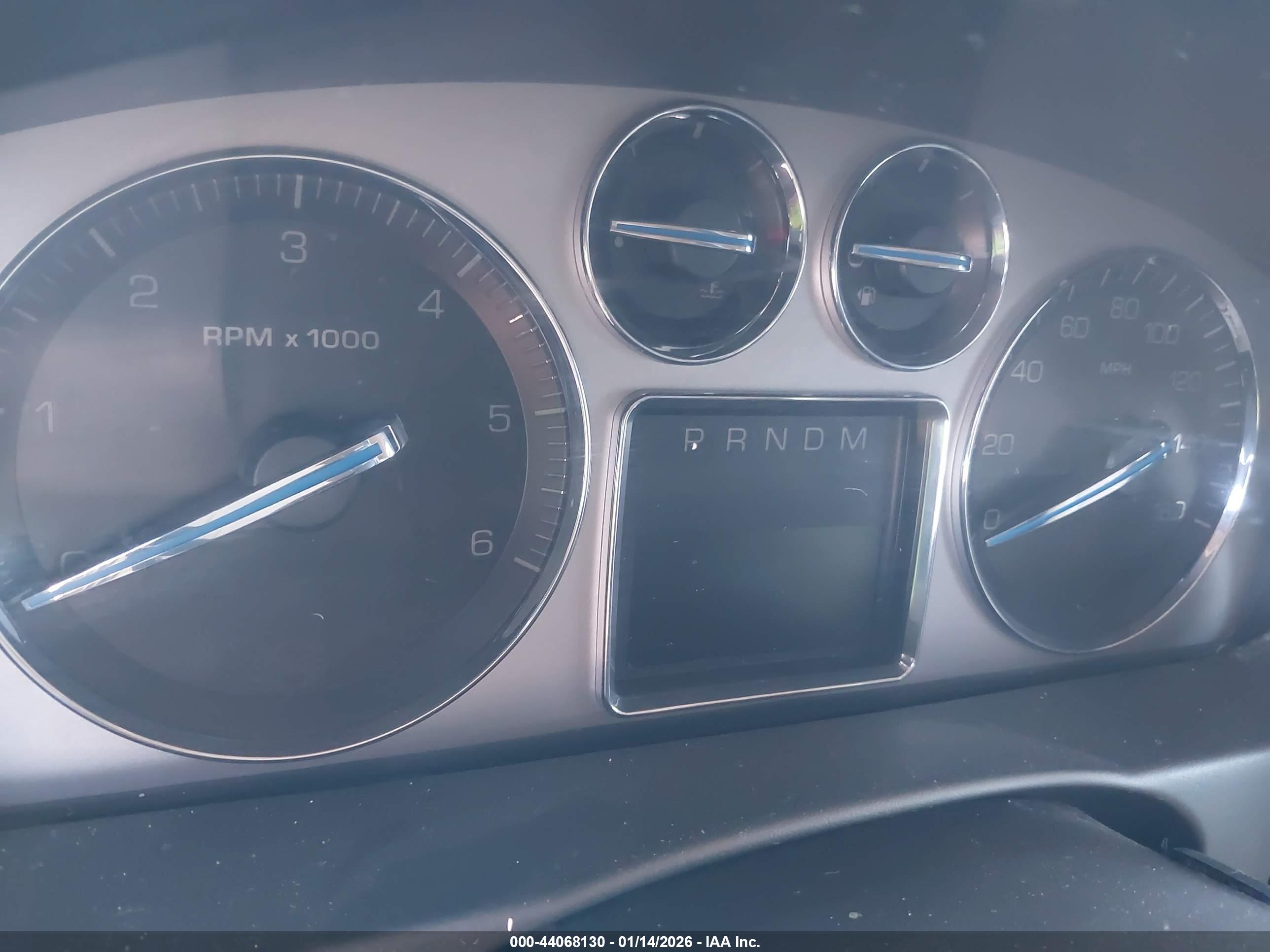 CADILLAC ESCALADE image 7