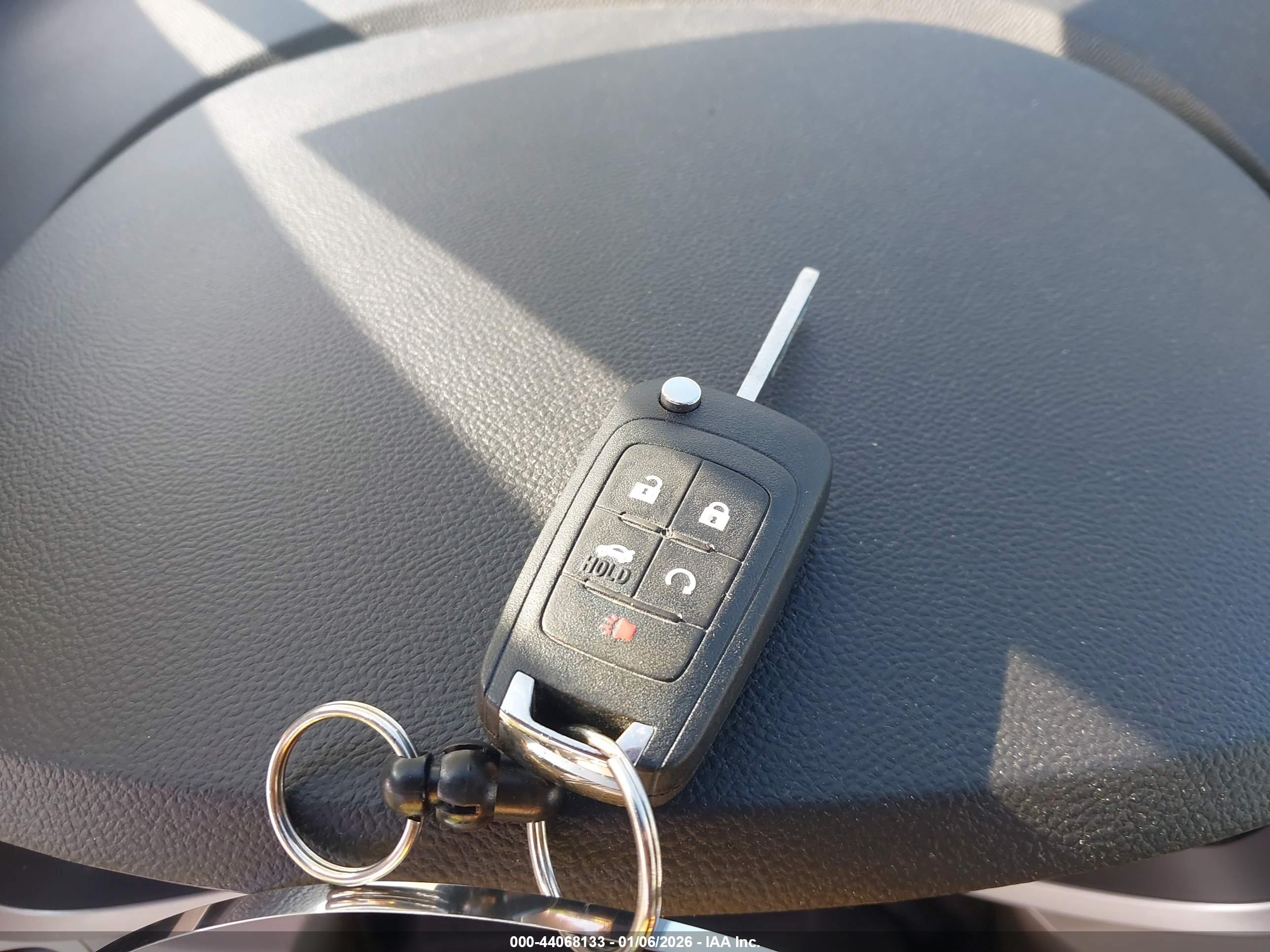 CHEVROLET EQUINOX image 11