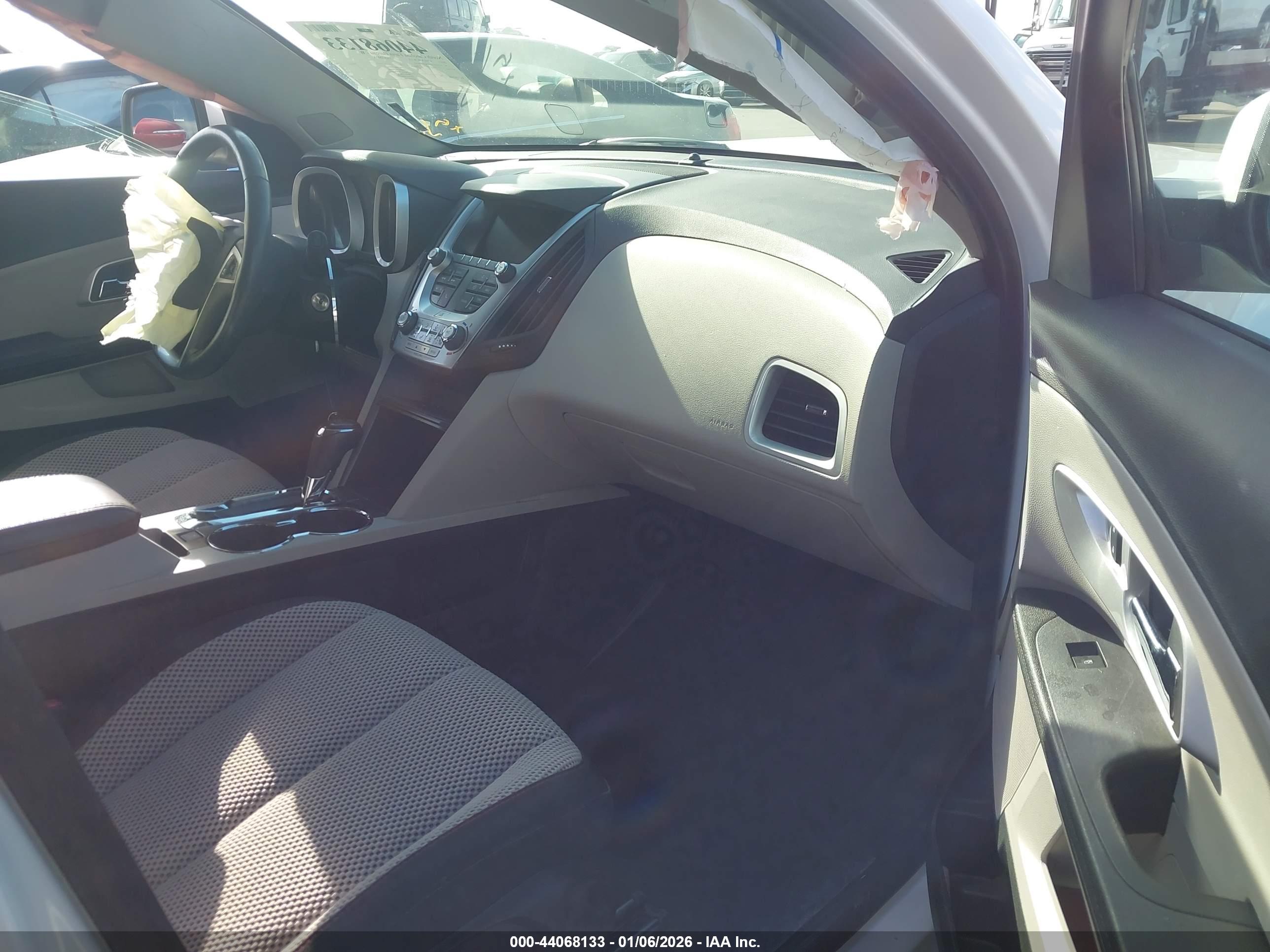 CHEVROLET EQUINOX image 5