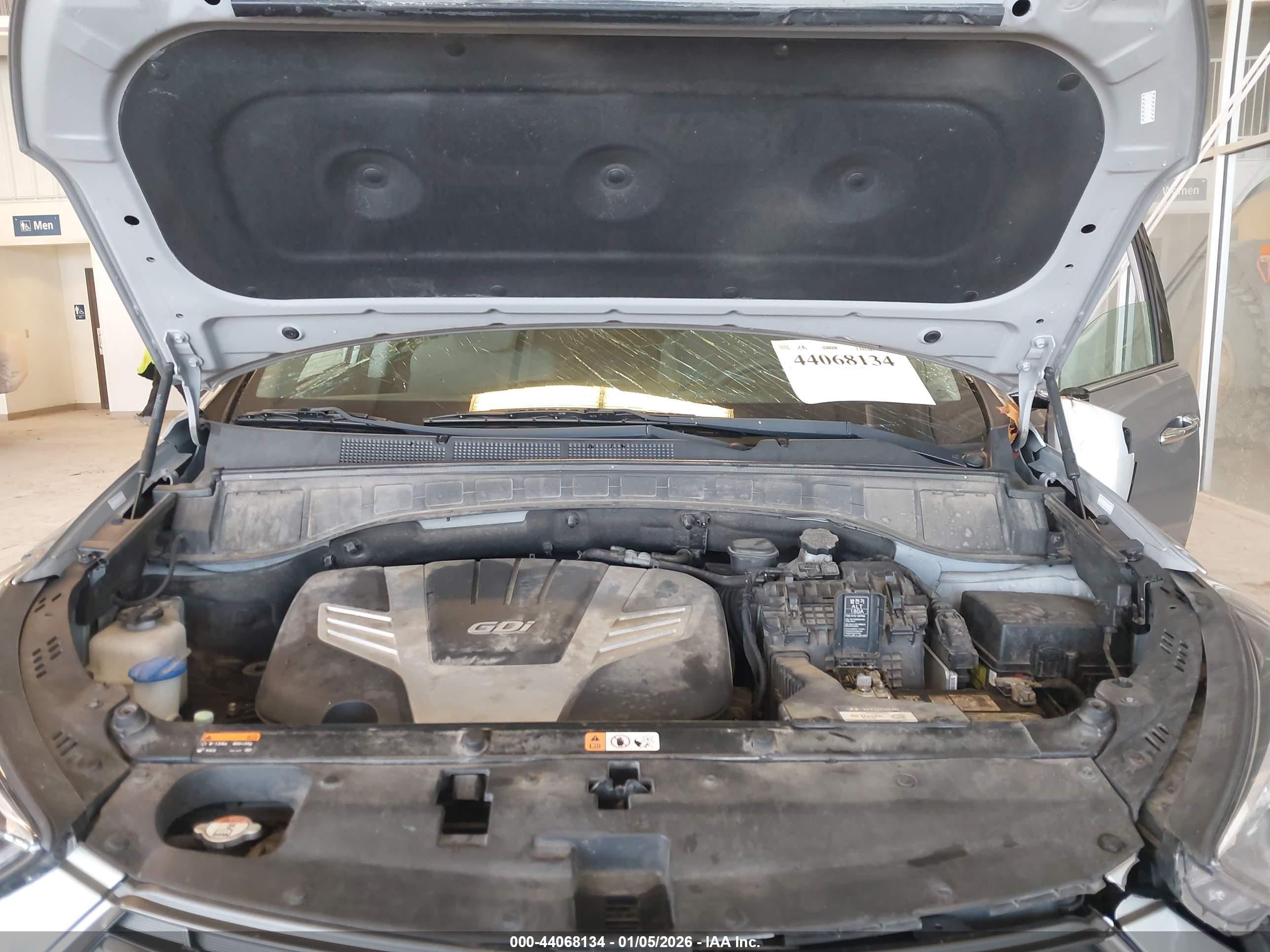 HYUNDAI SANTA image 10