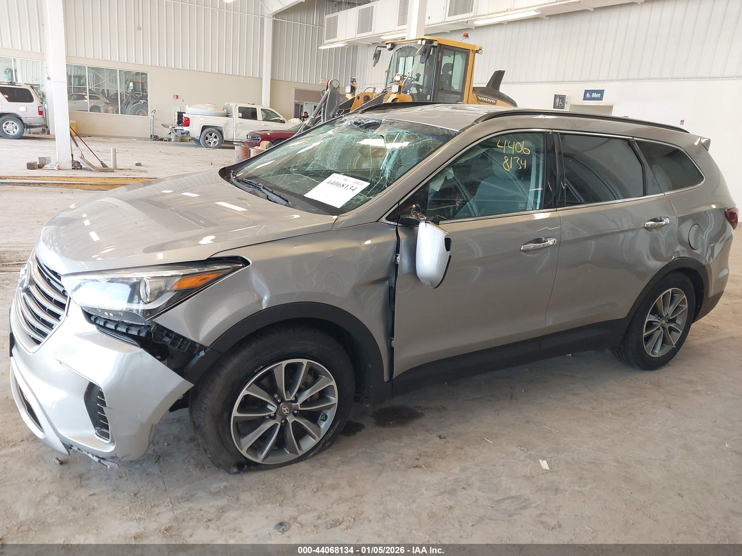 HYUNDAI SANTA image 6