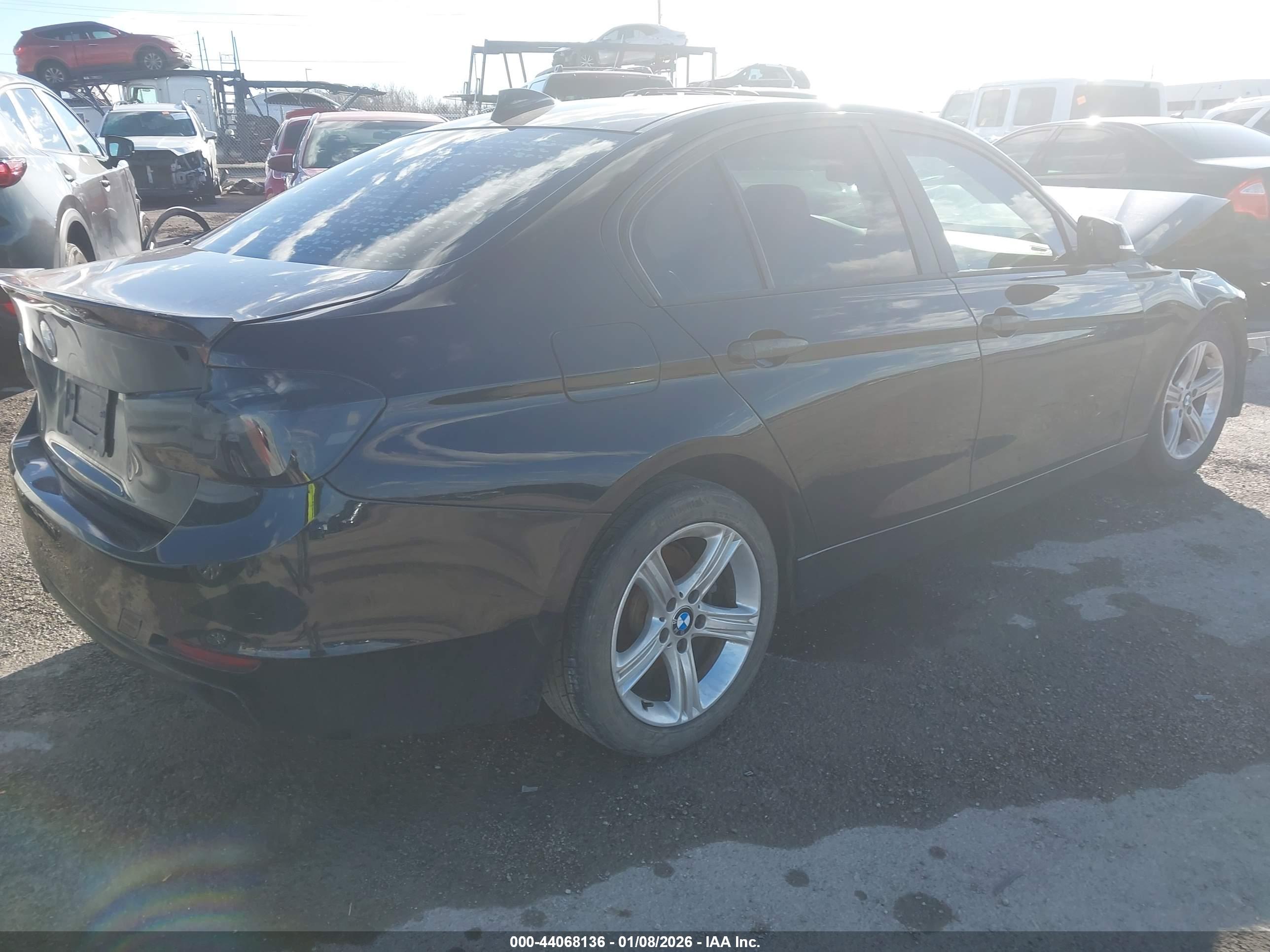 BMW 328I image 4