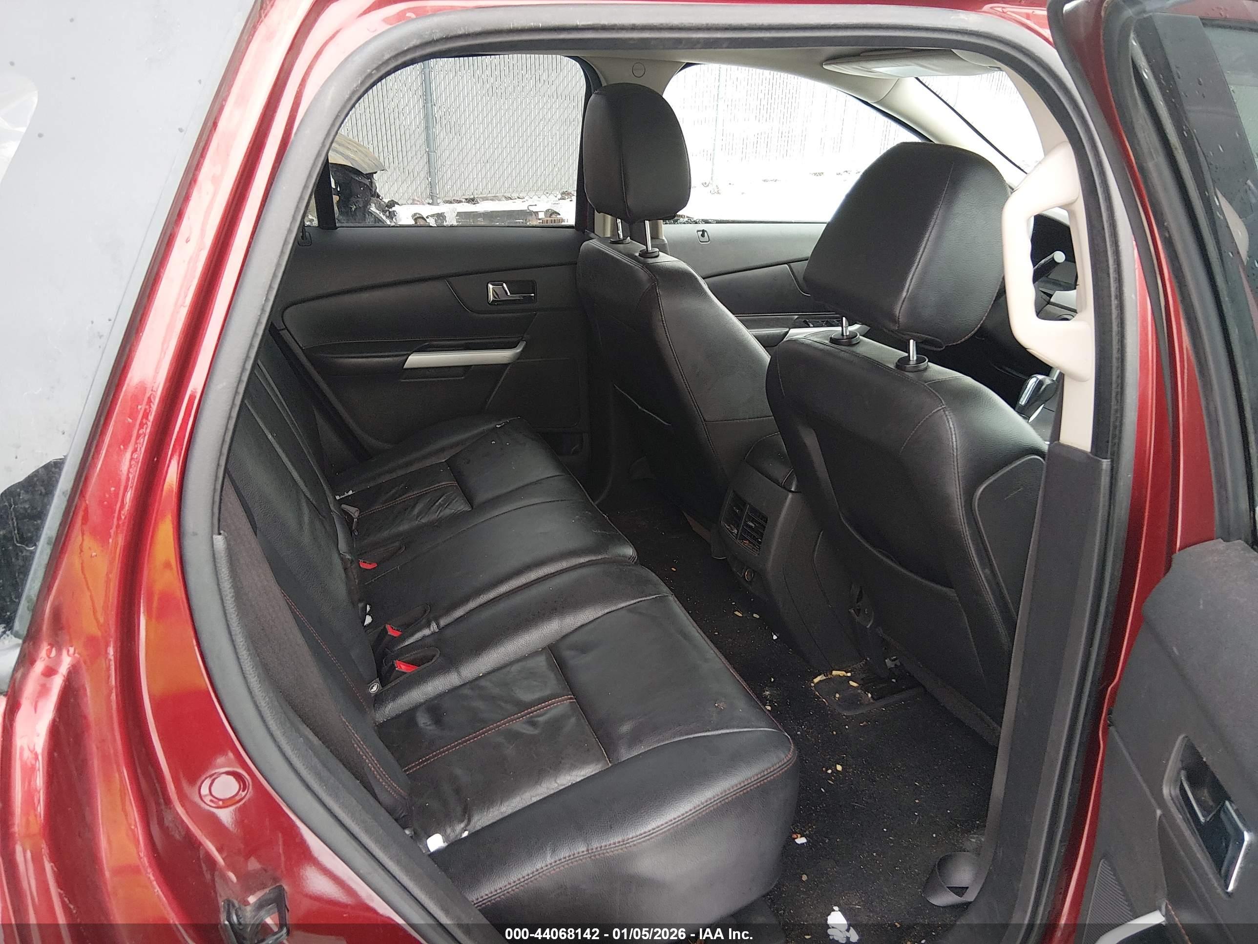 FORD EDGE image 8