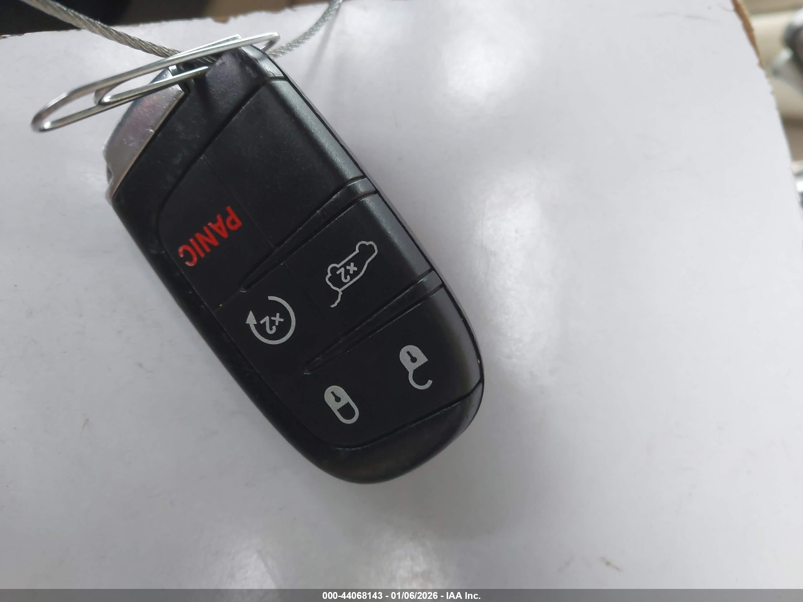 JEEP GRAND image 11