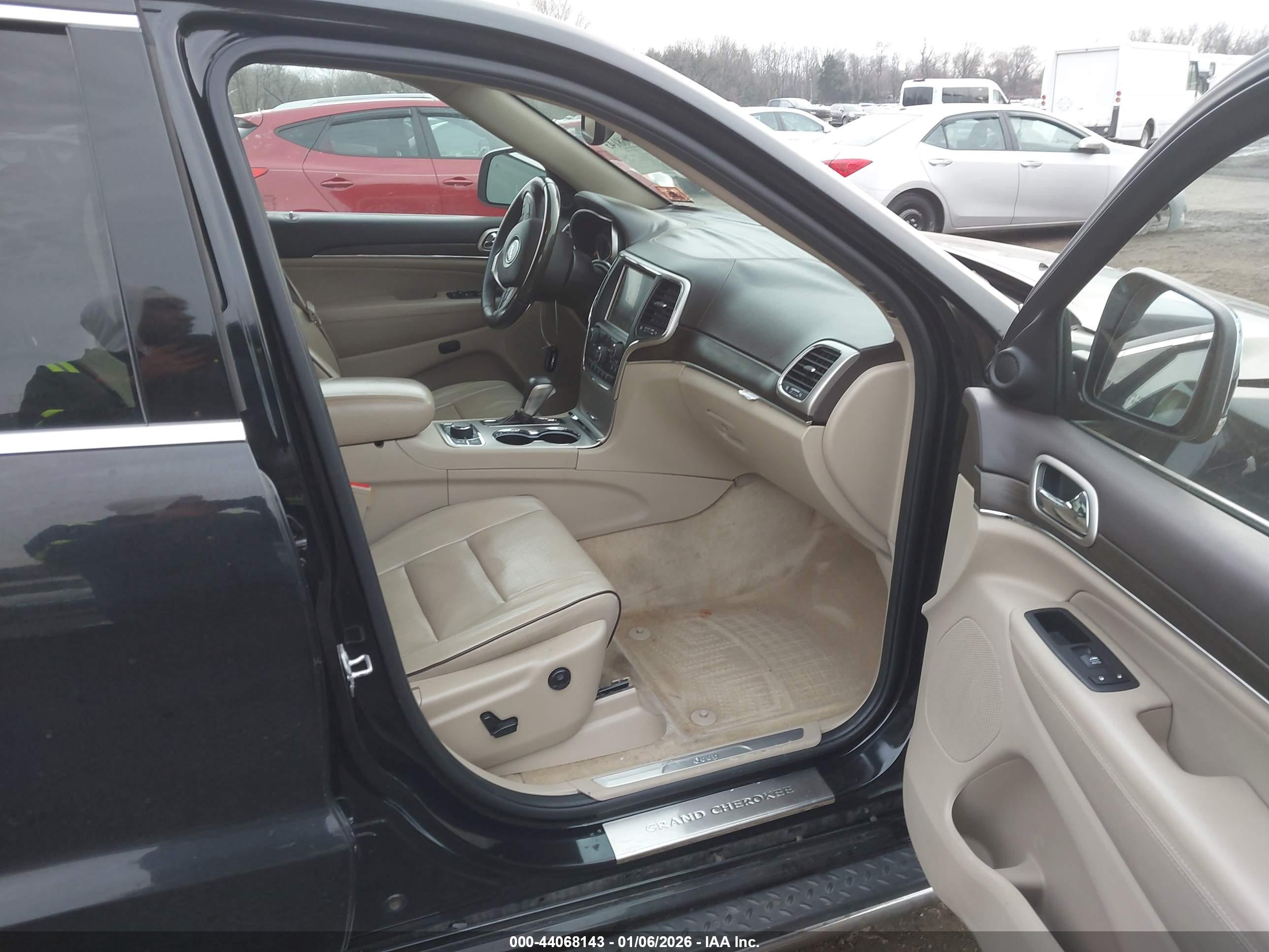 JEEP GRAND image 5