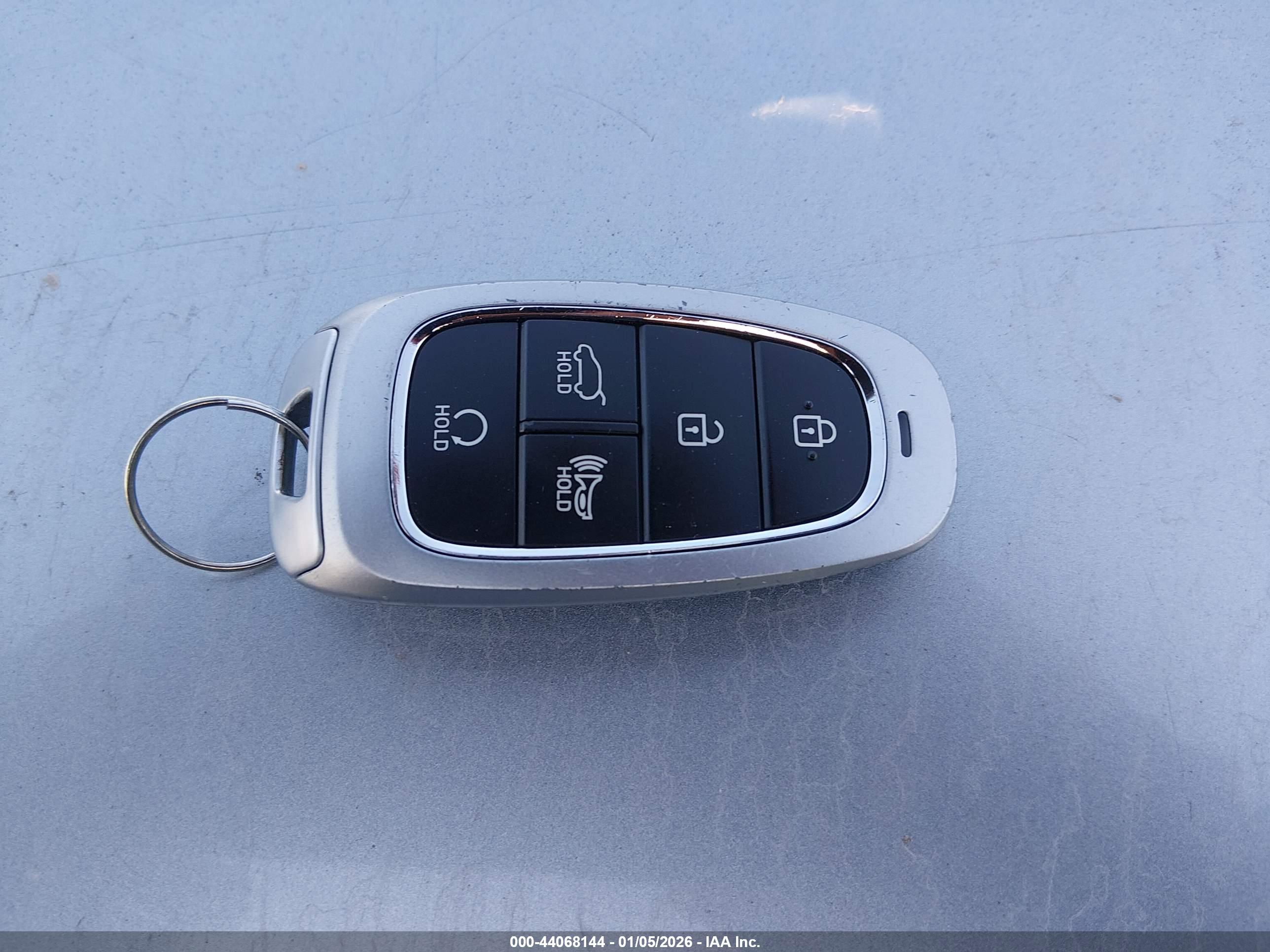 HYUNDAI TUCSON image 11