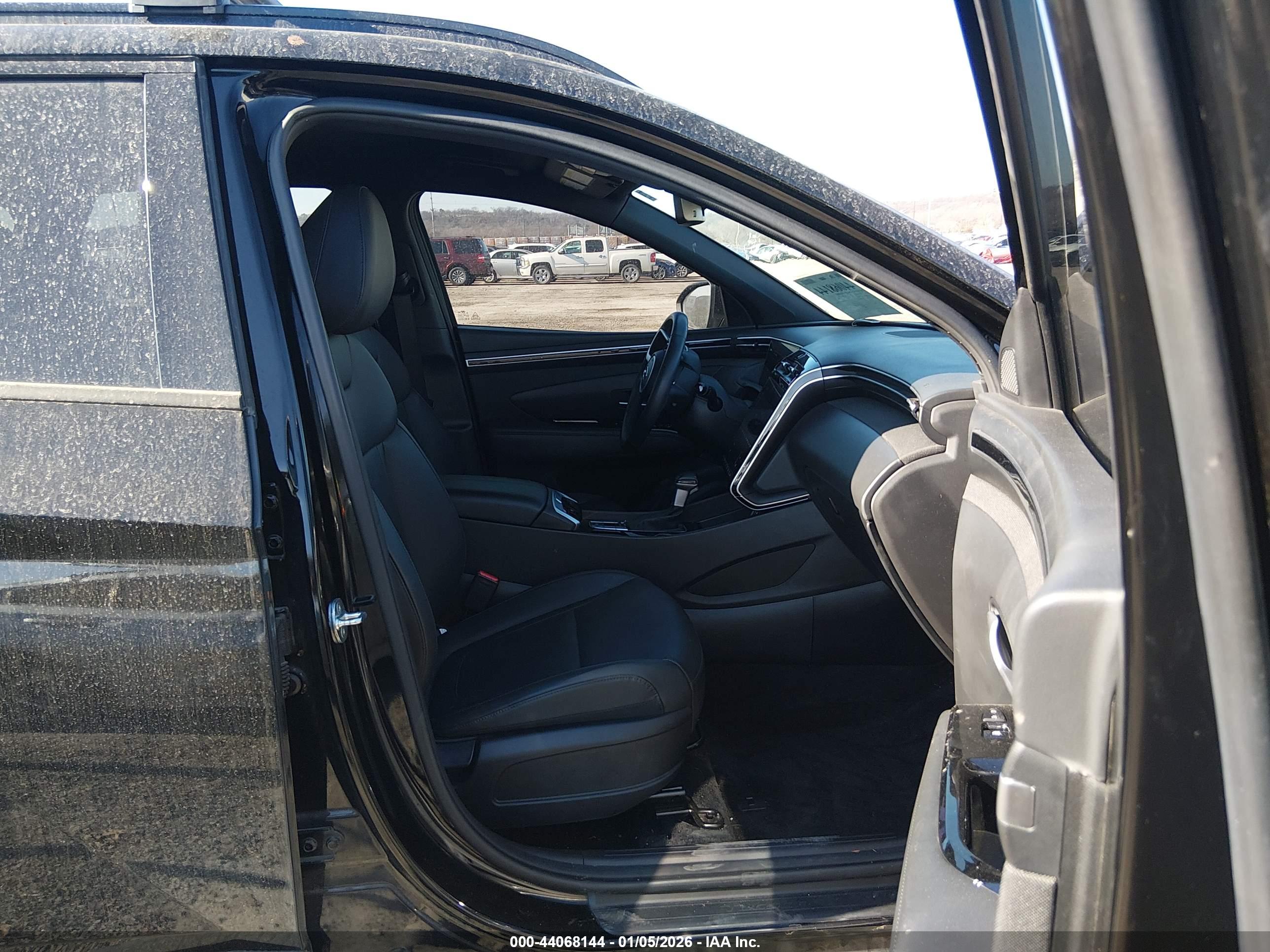 HYUNDAI TUCSON image 5
