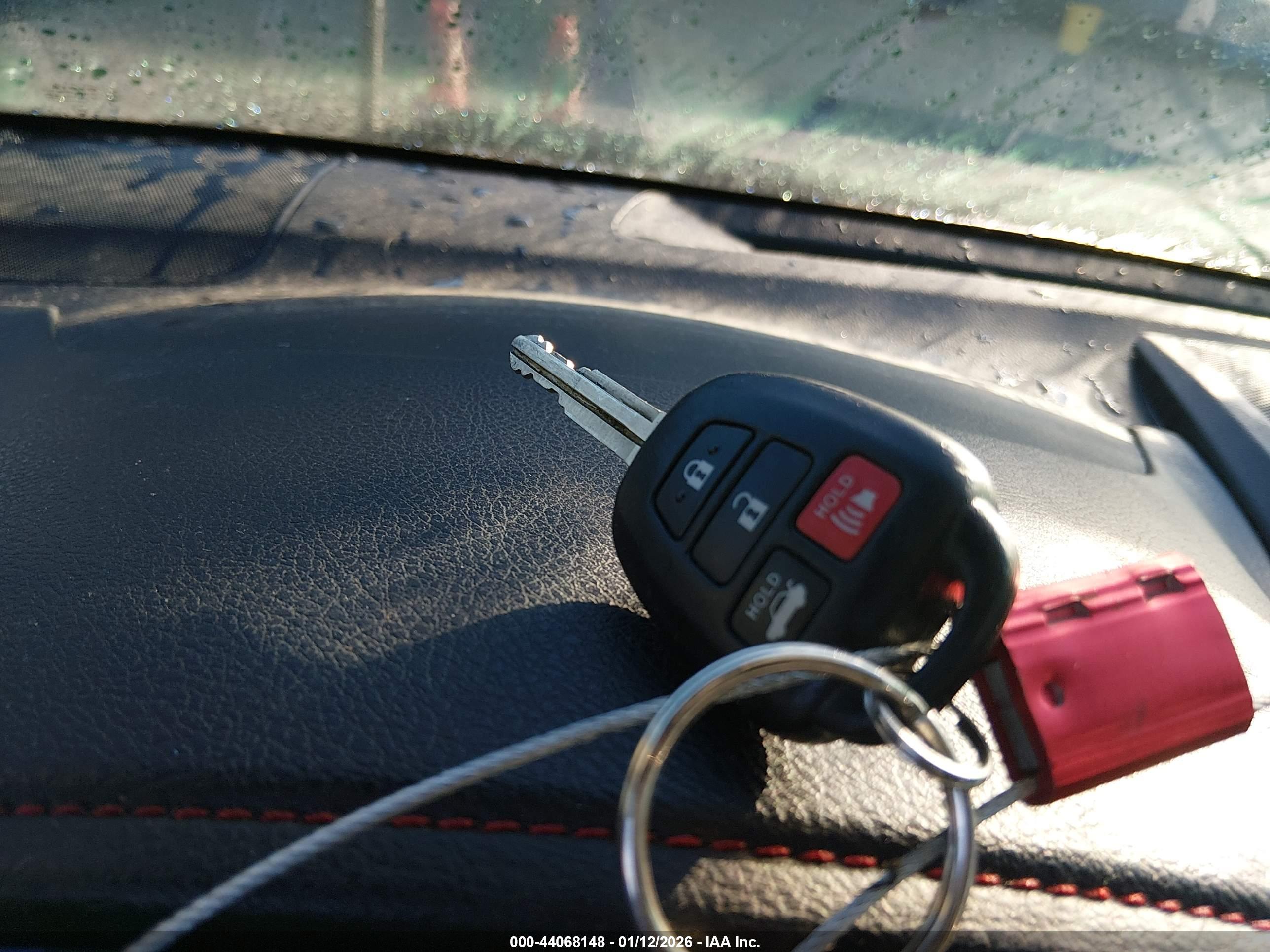 TOYOTA CAMRY image 11