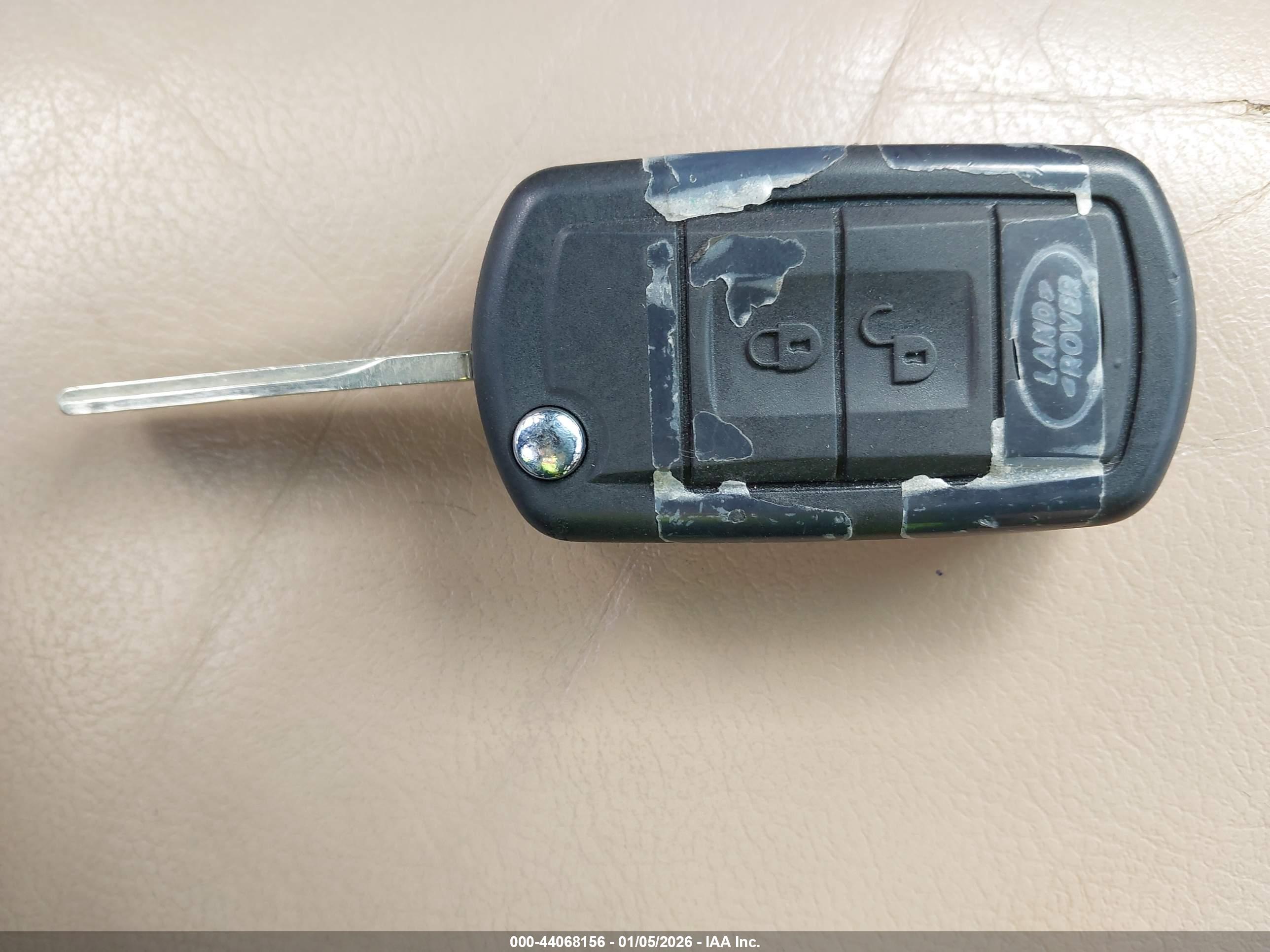 LAND ROVER image 11