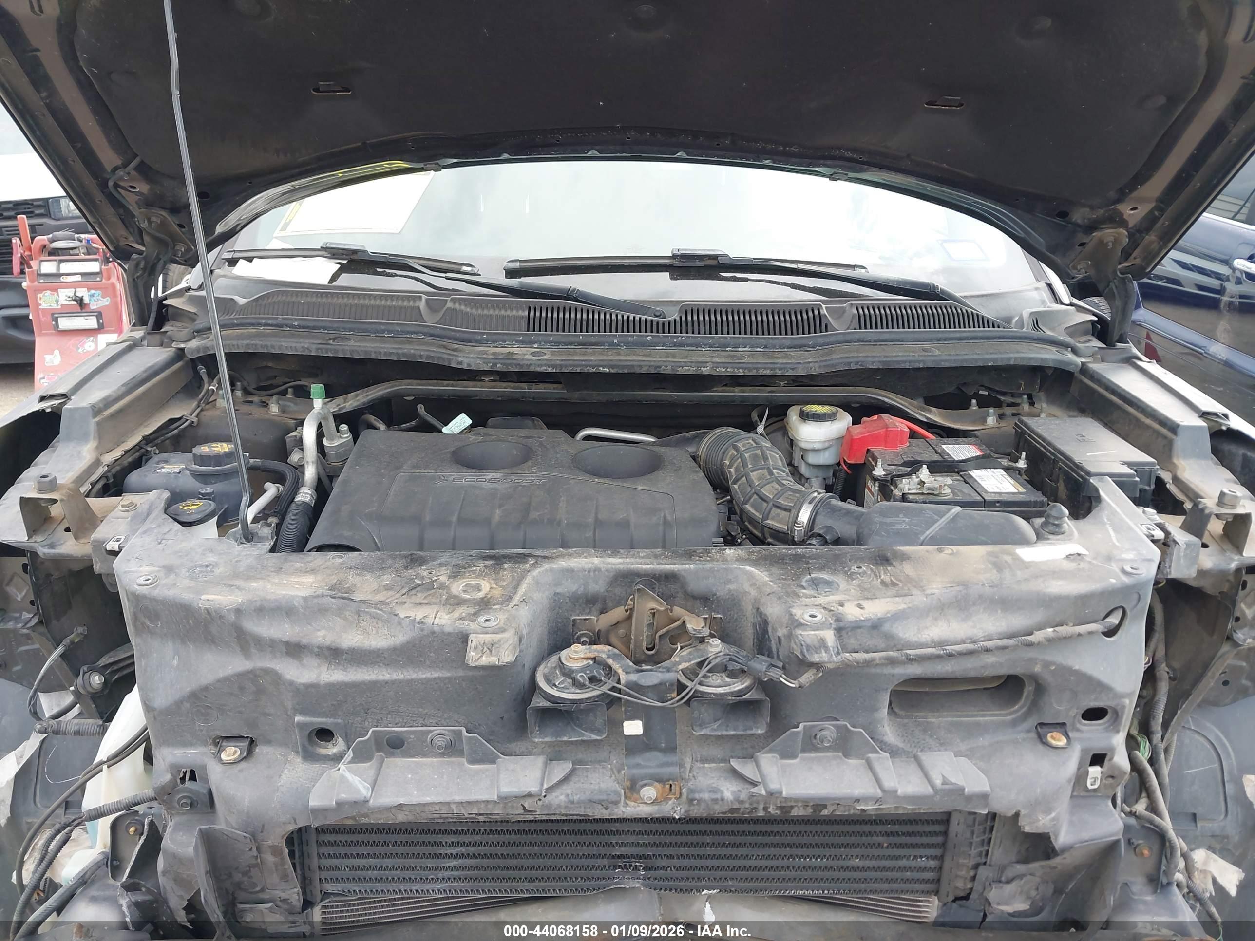 FORD EXPLORER image 10