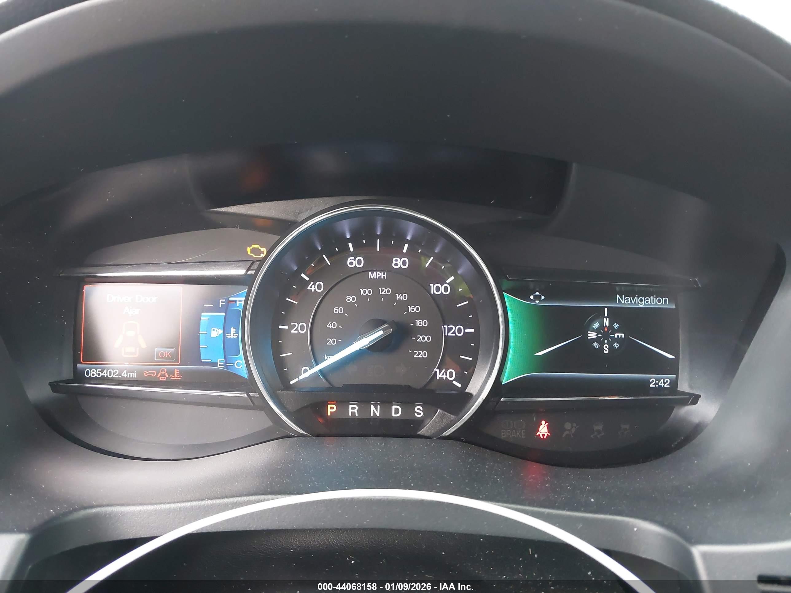 FORD EXPLORER image 7