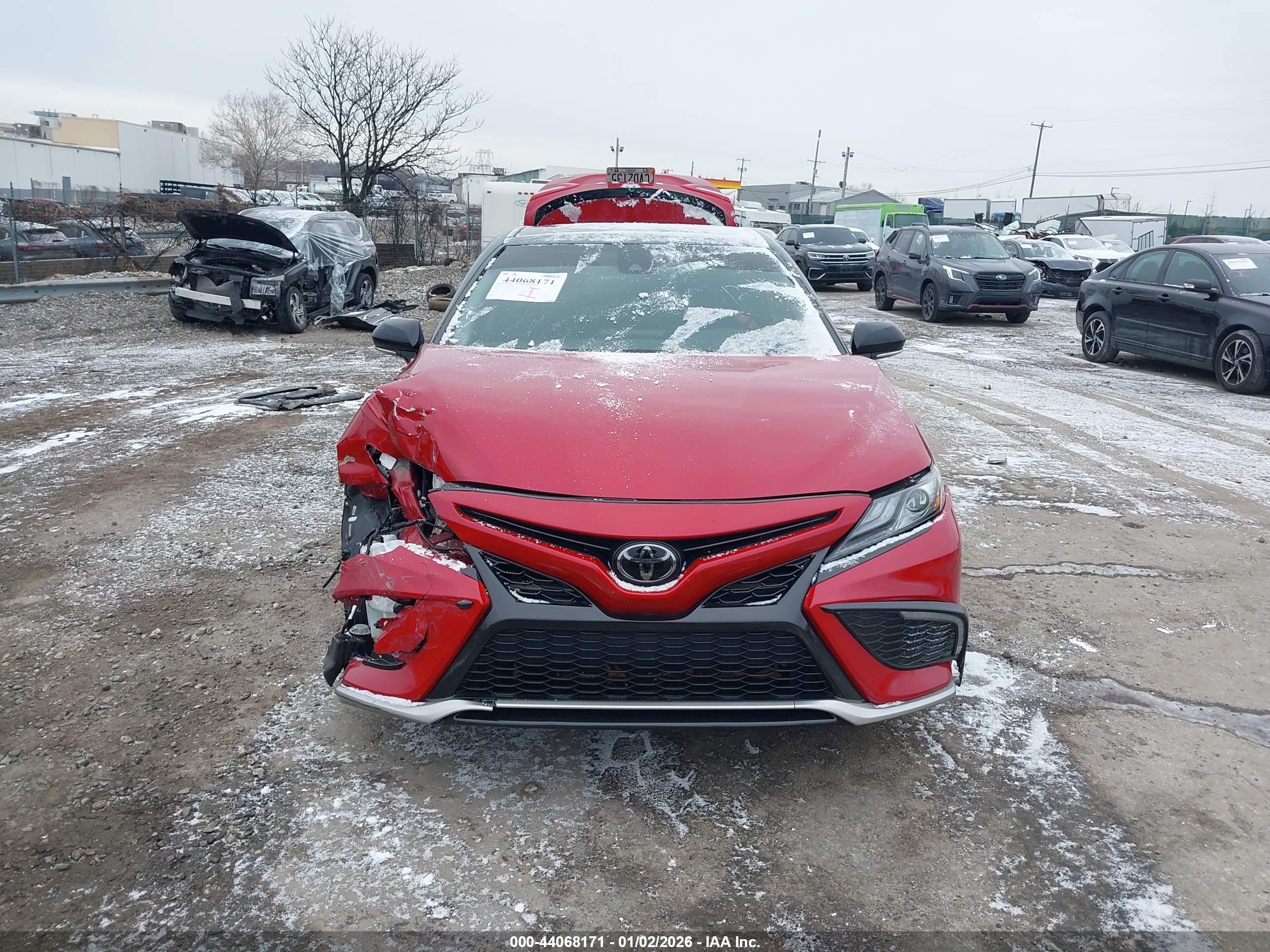 TOYOTA CAMRY image 6