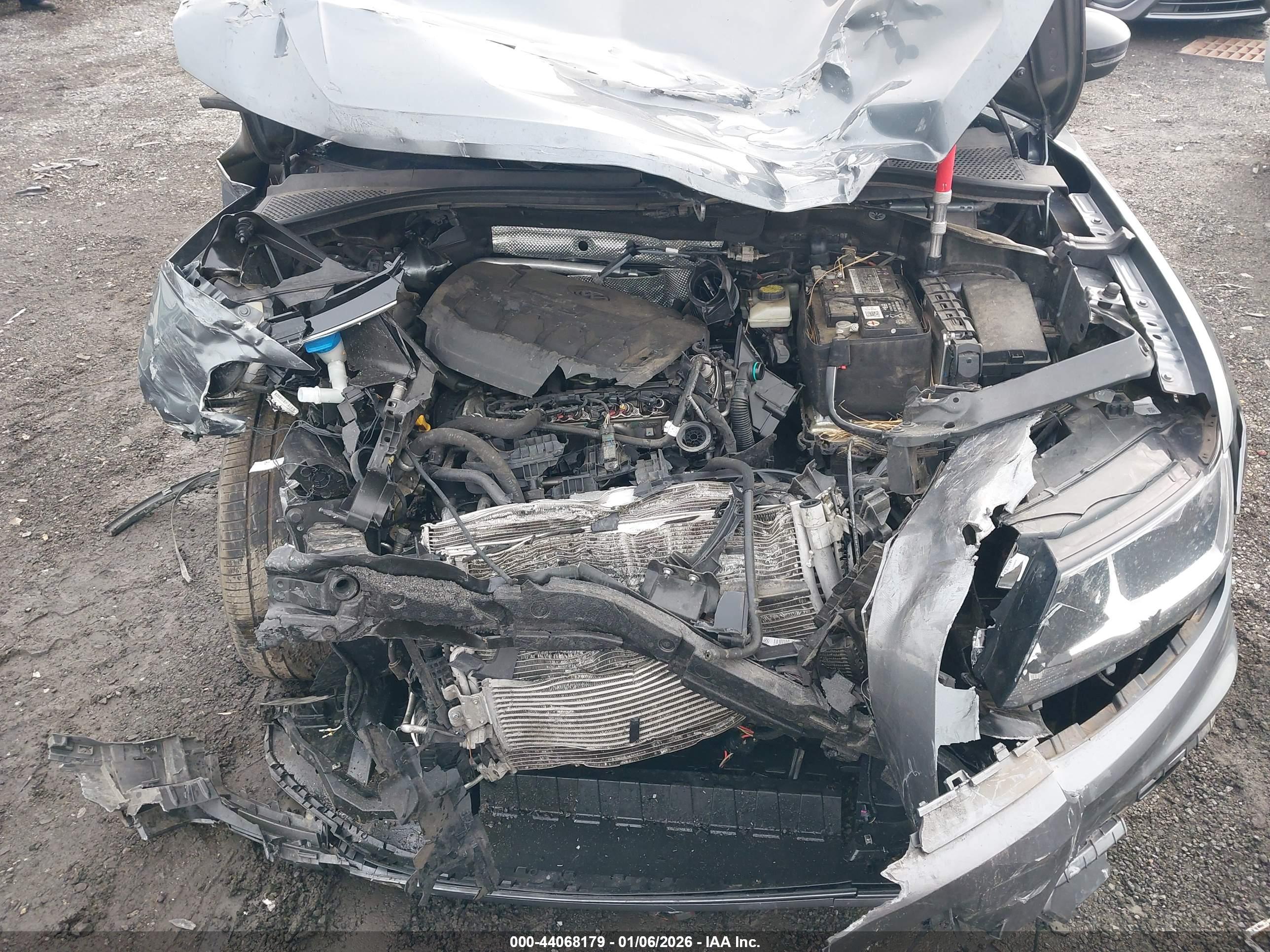 VOLKSWAGEN TIGUAN image 10