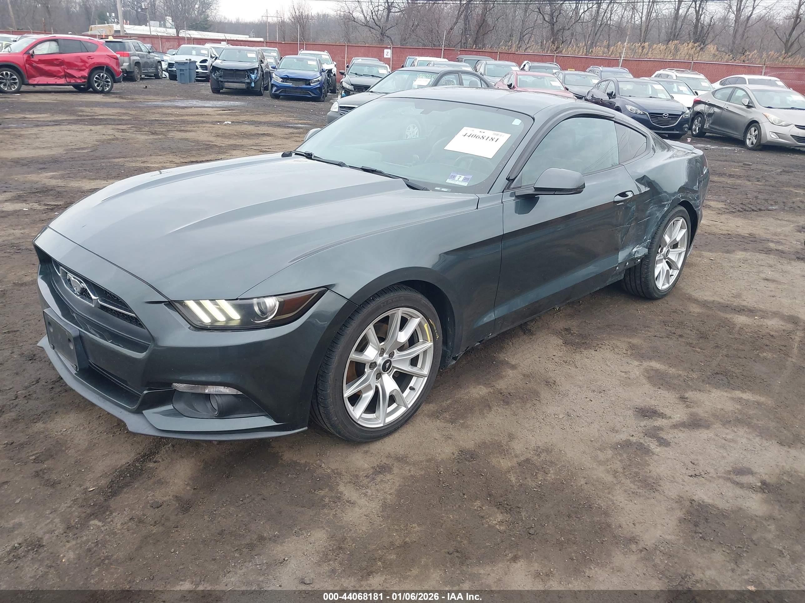 FORD MUSTANG image 2