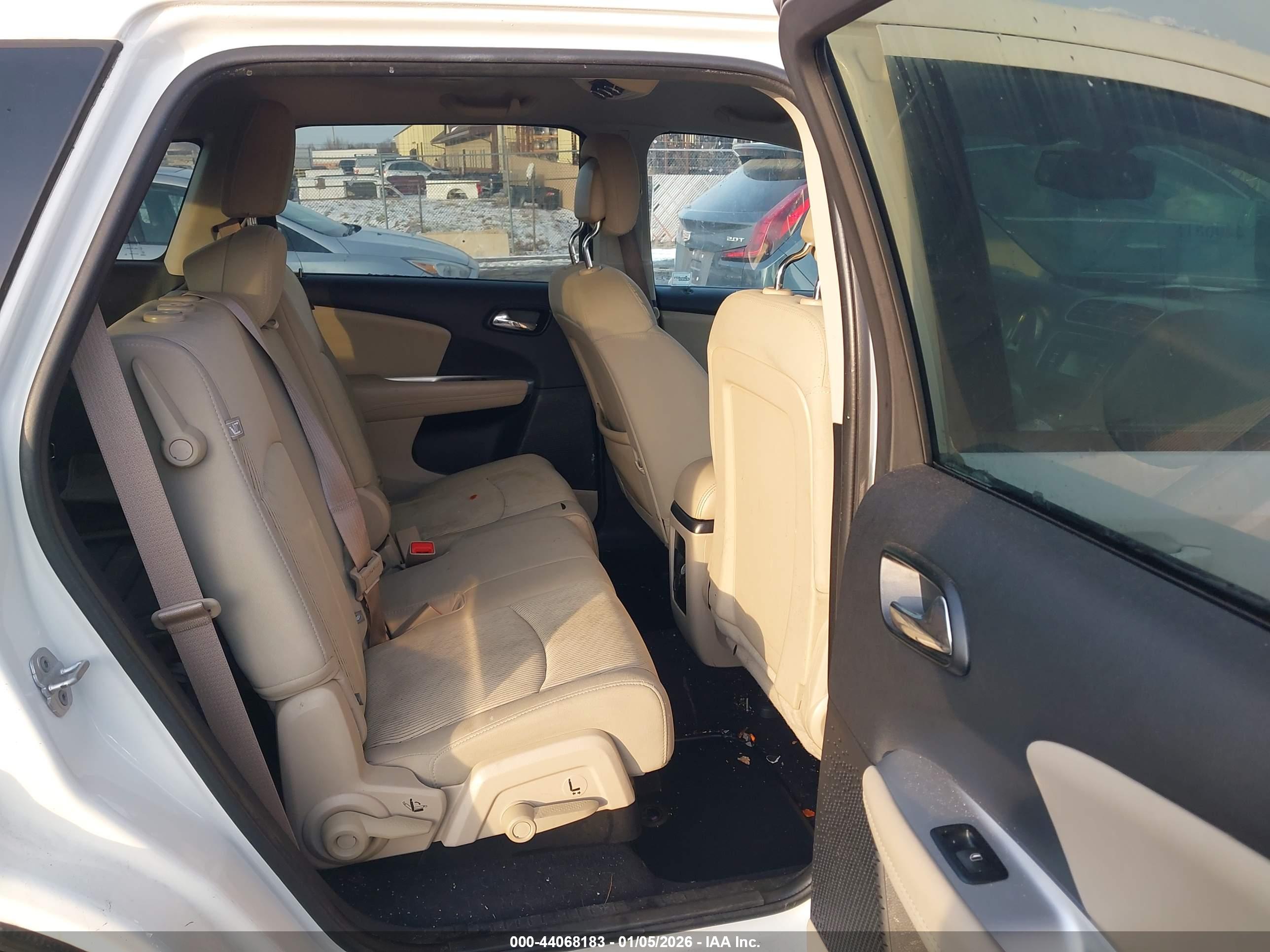 DODGE JOURNEY image 8