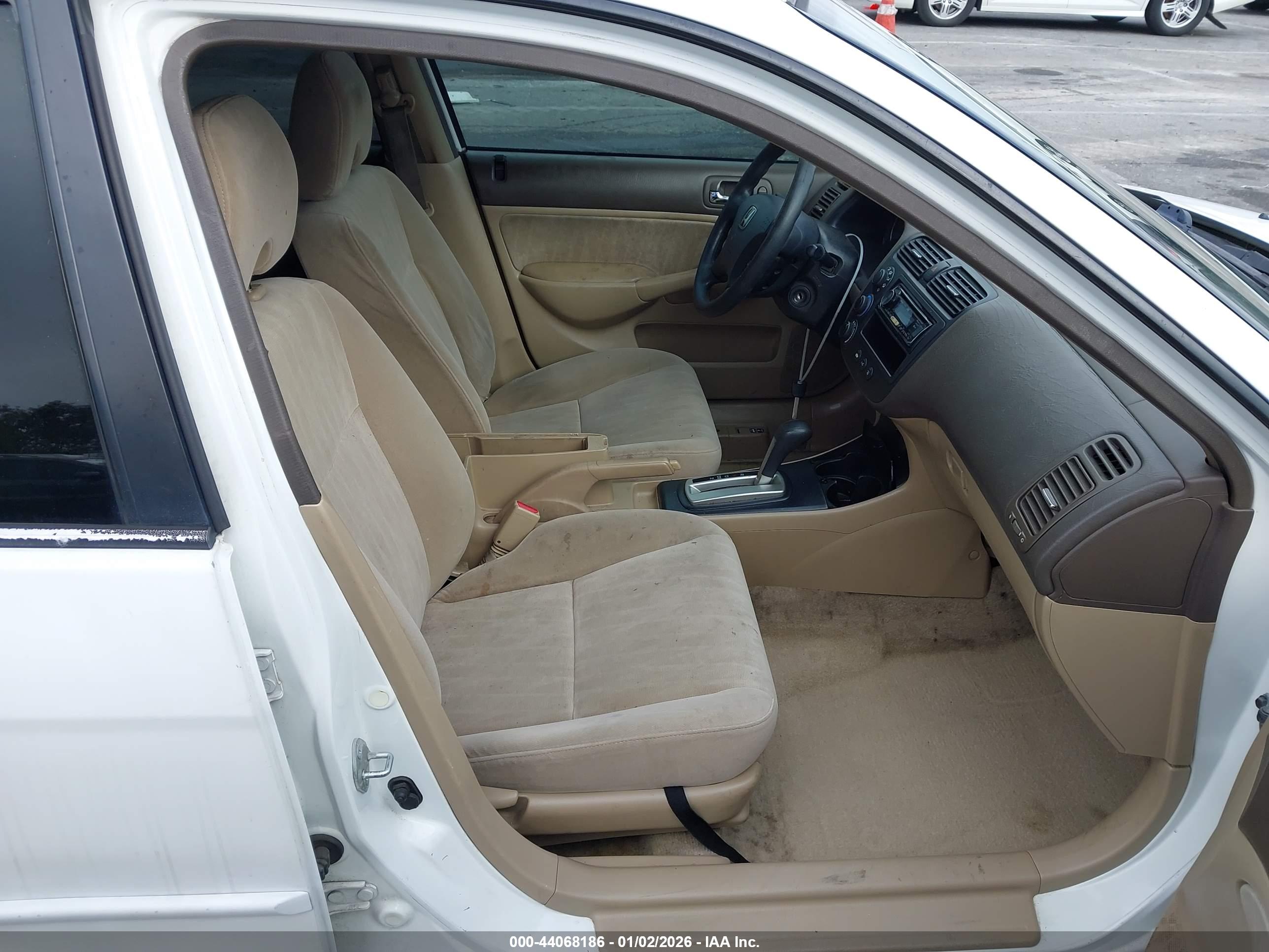 HONDA CIVIC image 5