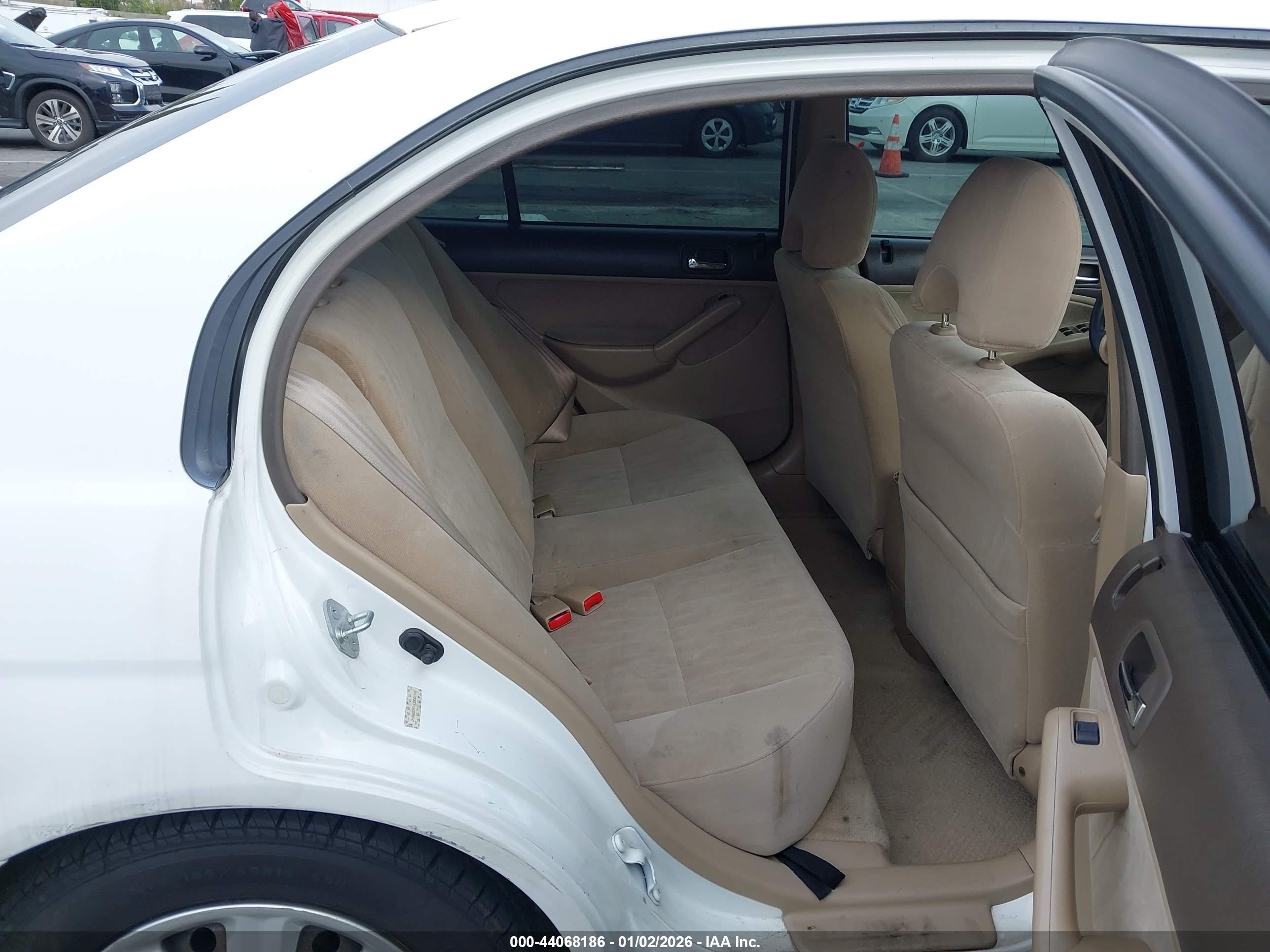 HONDA CIVIC image 8