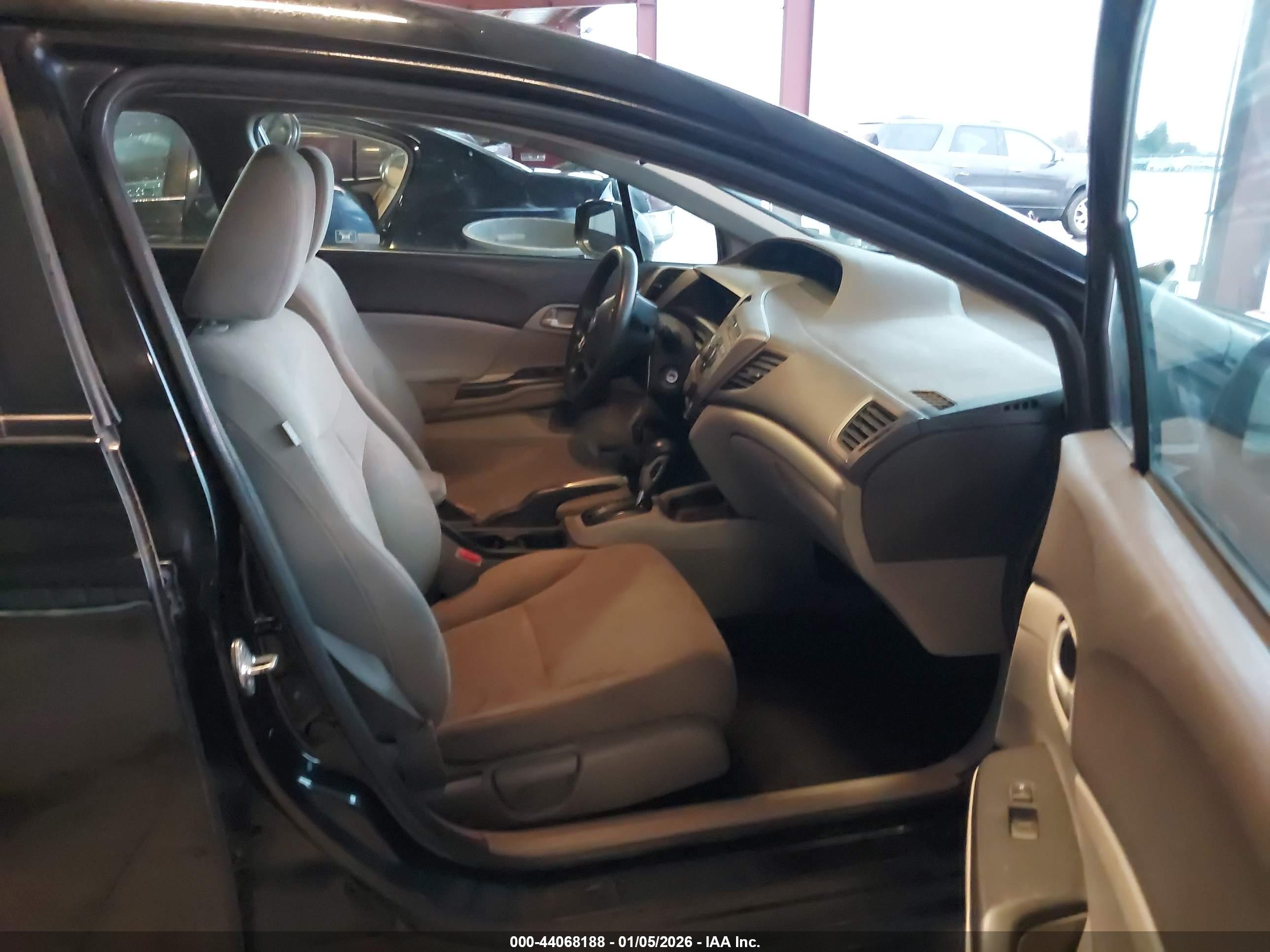 HONDA CIVIC image 5