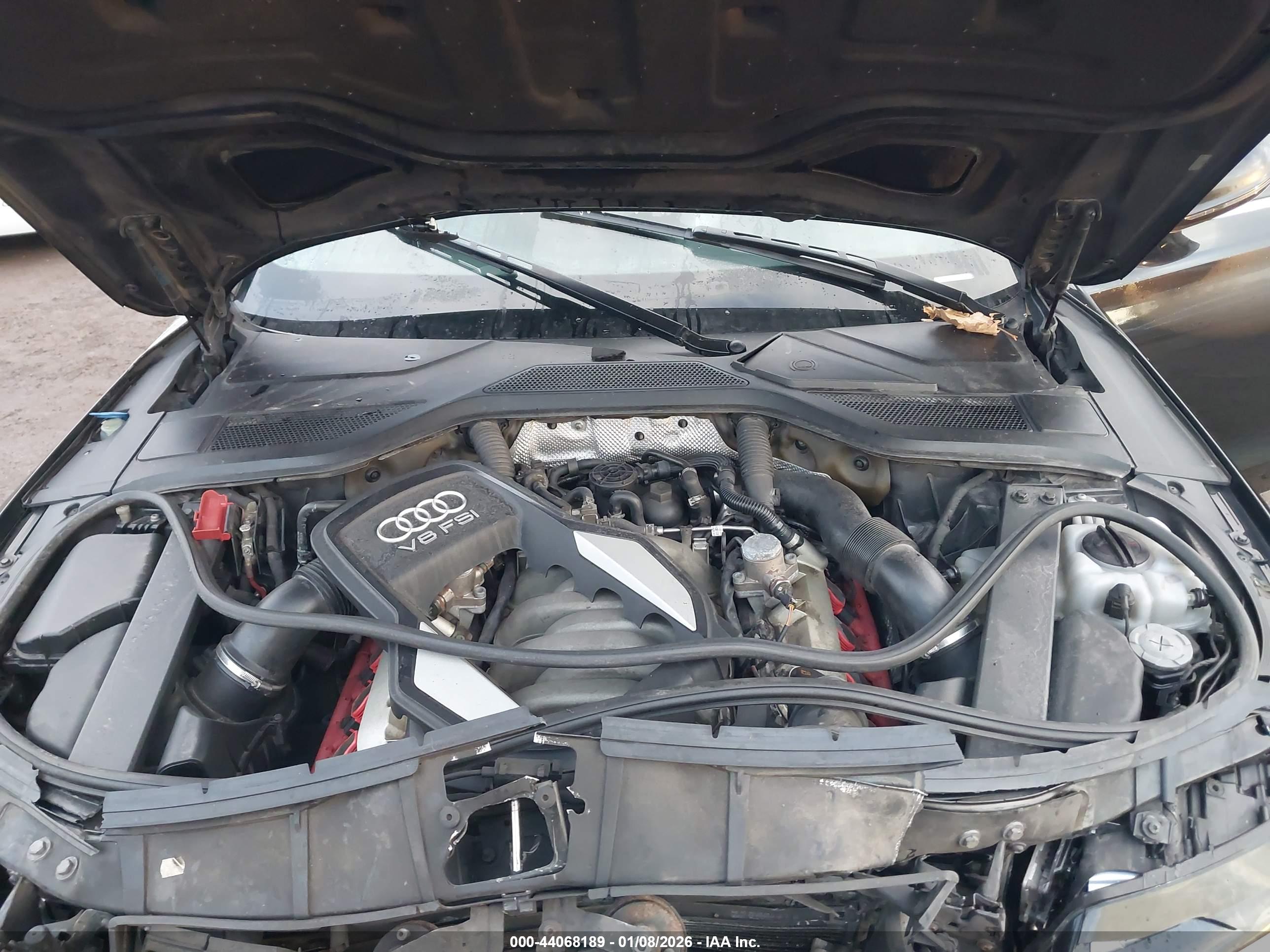 AUDI A8 image 10