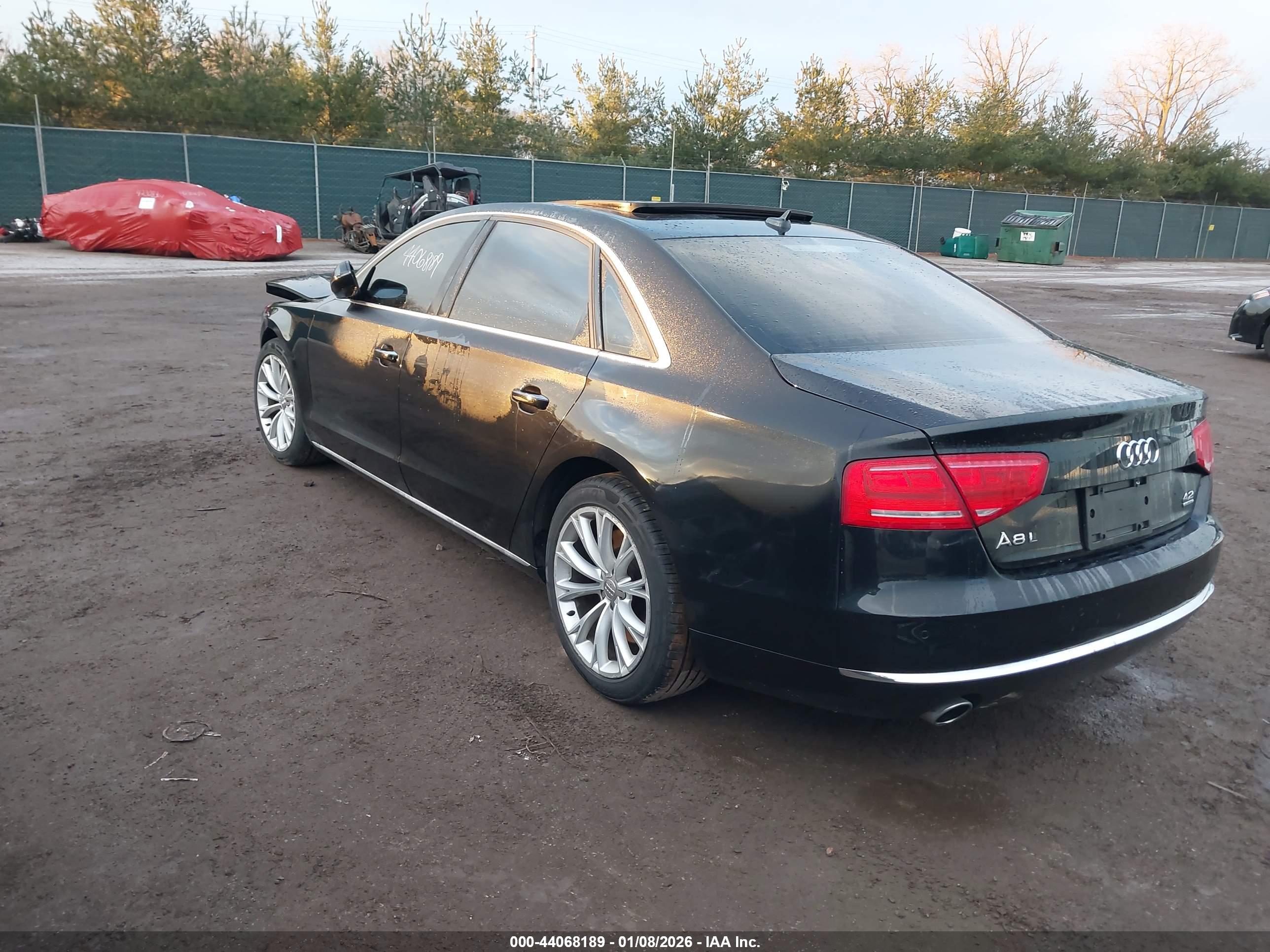 AUDI A8 image 3