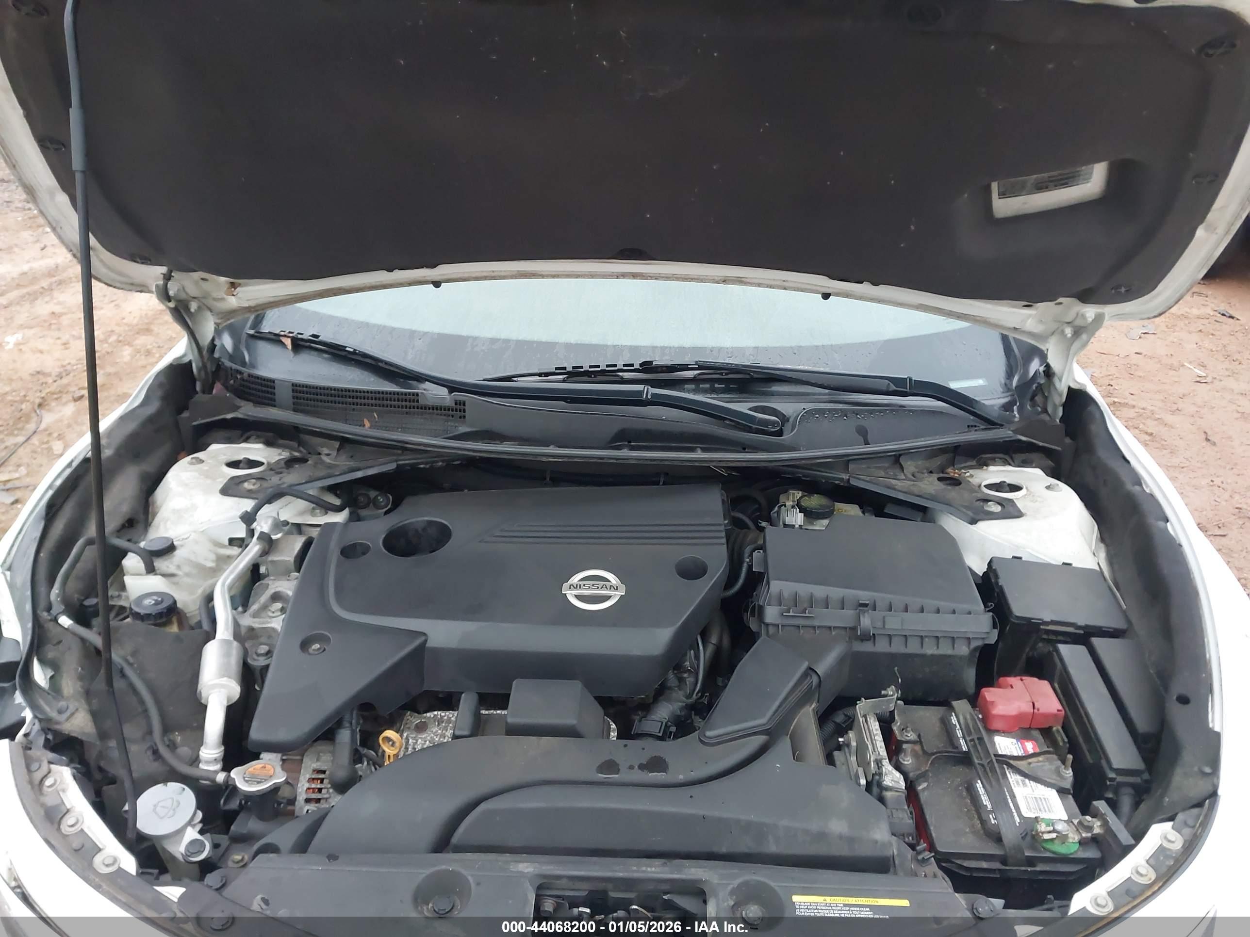 NISSAN ALTIMA image 10