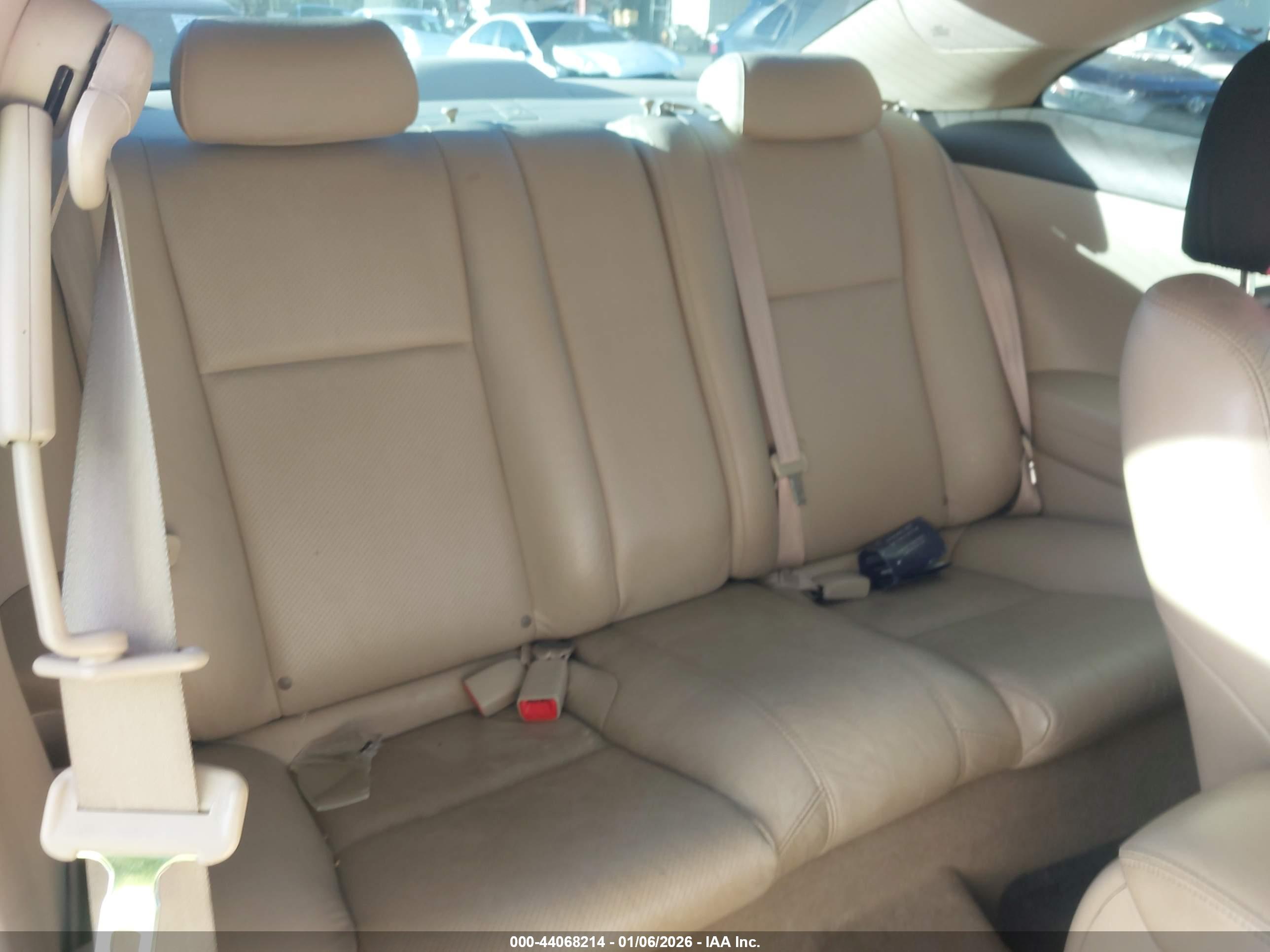 TOYOTA CAMRY image 8