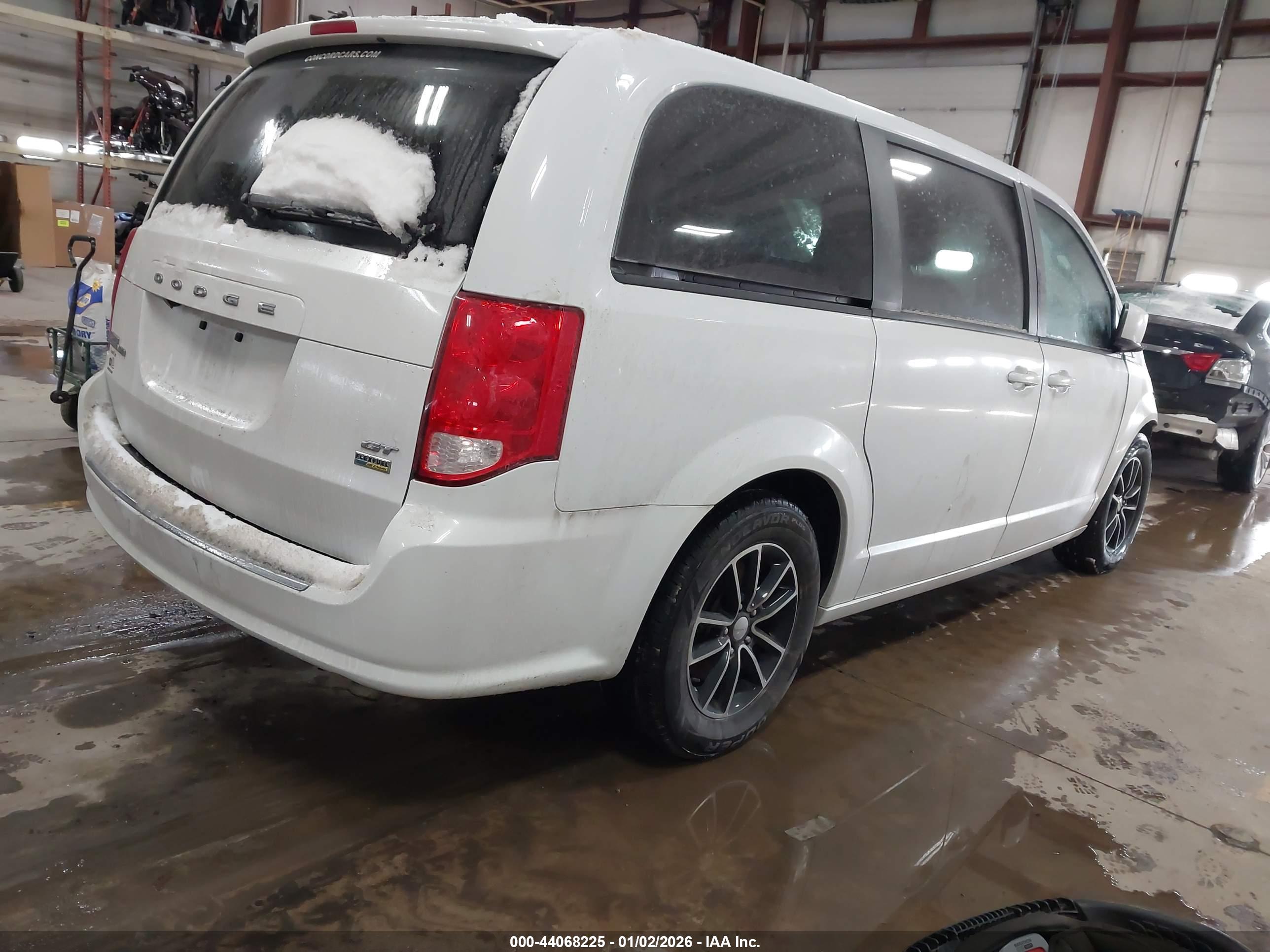 DODGE GRAND image 4