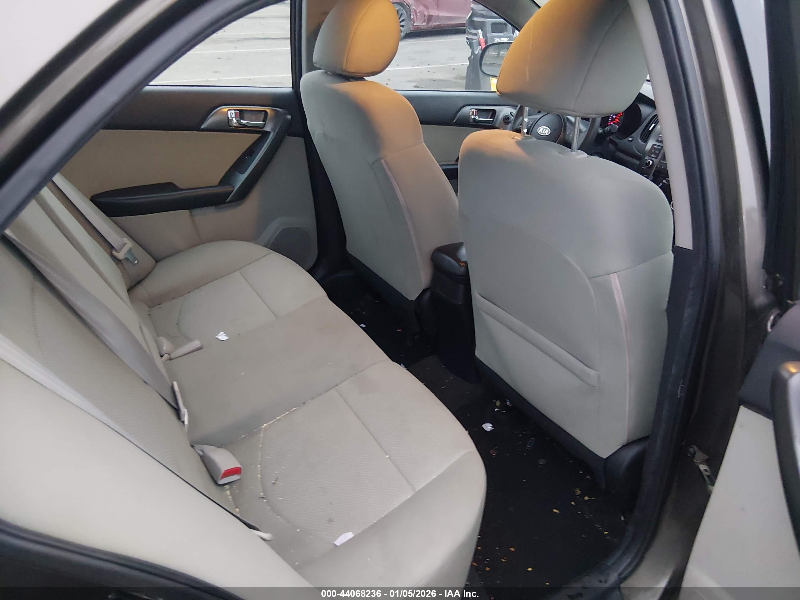KIA FORTE image 8