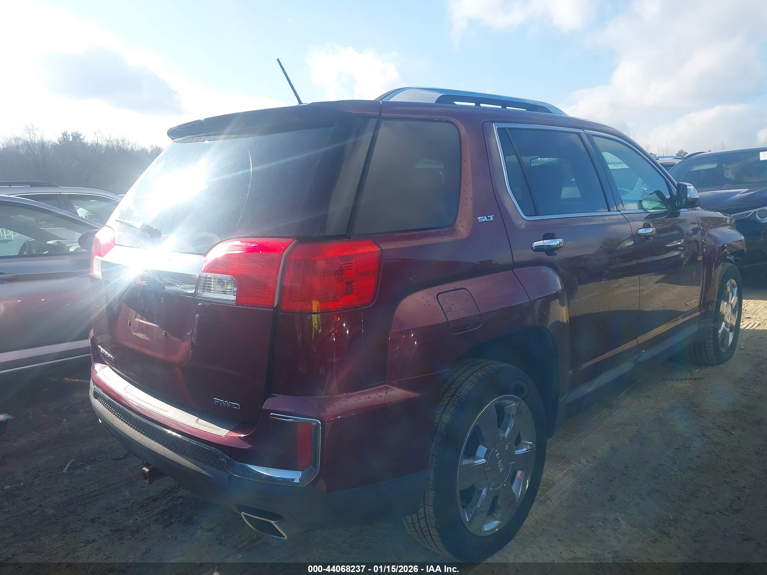 GMC TERRAIN image 4