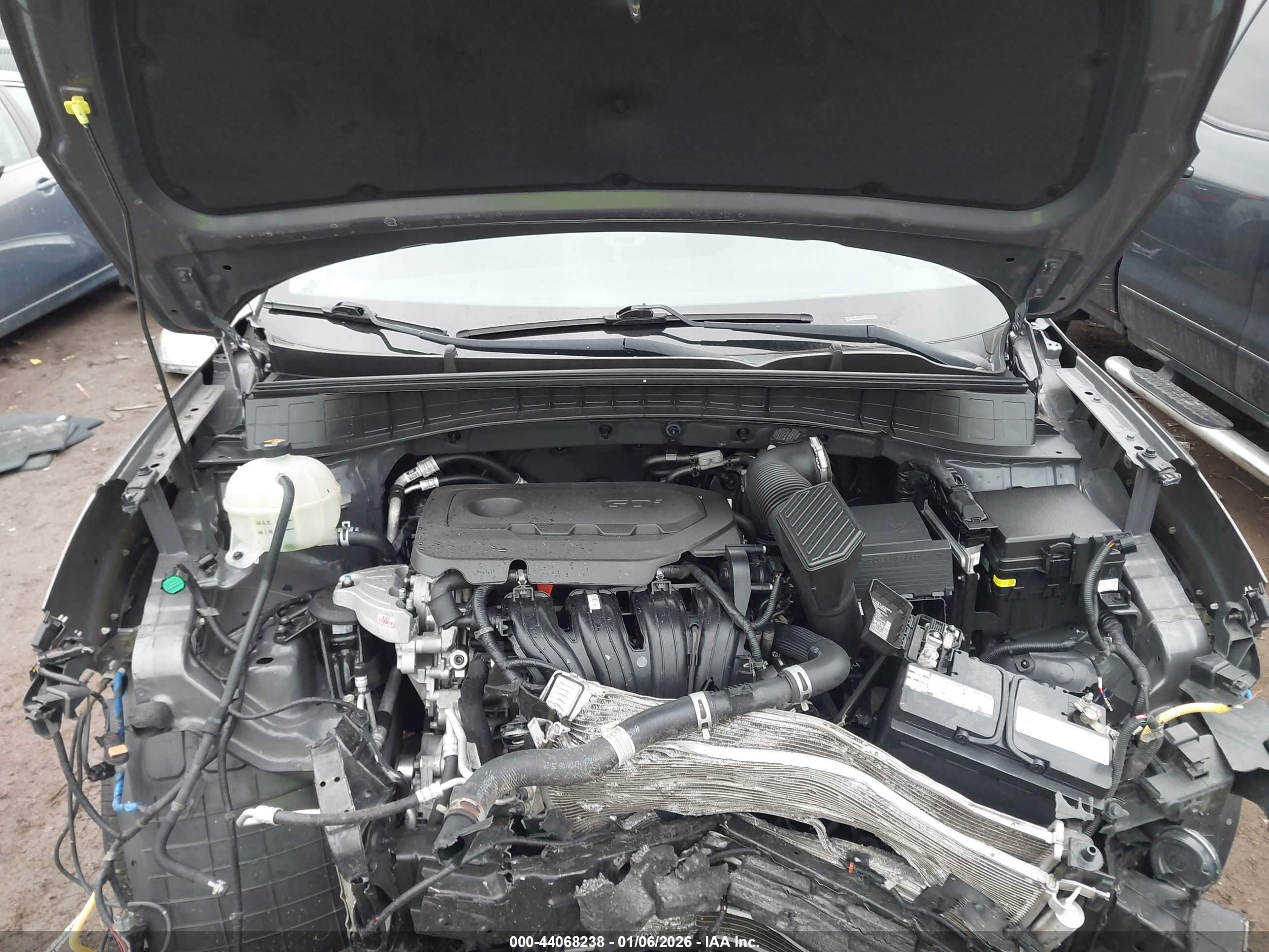 HYUNDAI TUCSON image 10