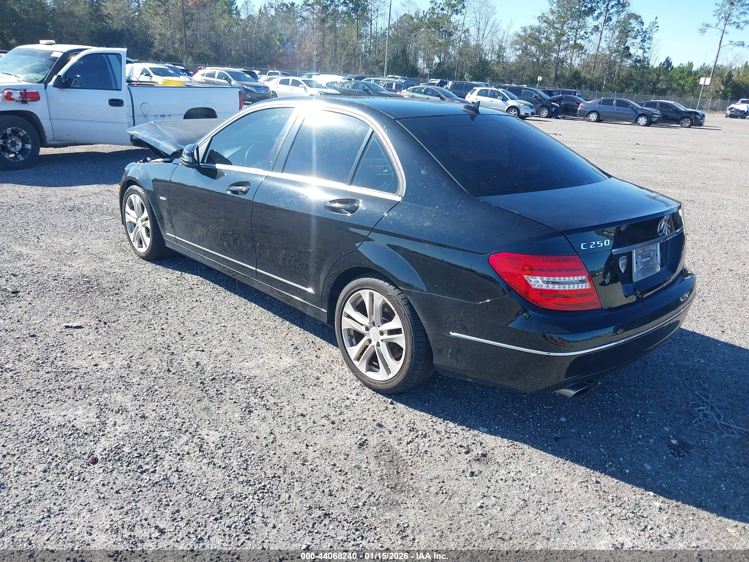 MERCEDES-BENZ C image 3