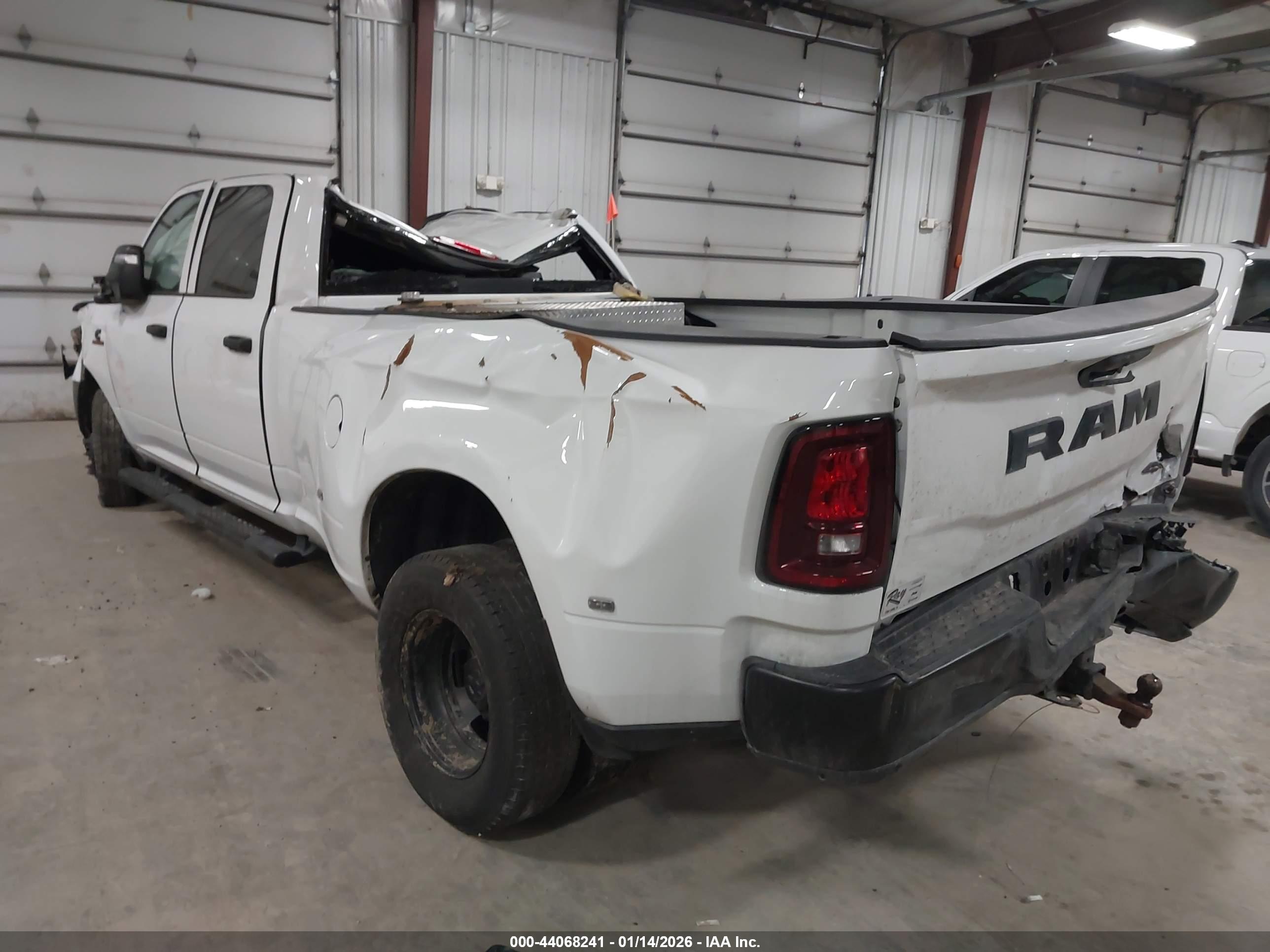RAM 3500 image 3
