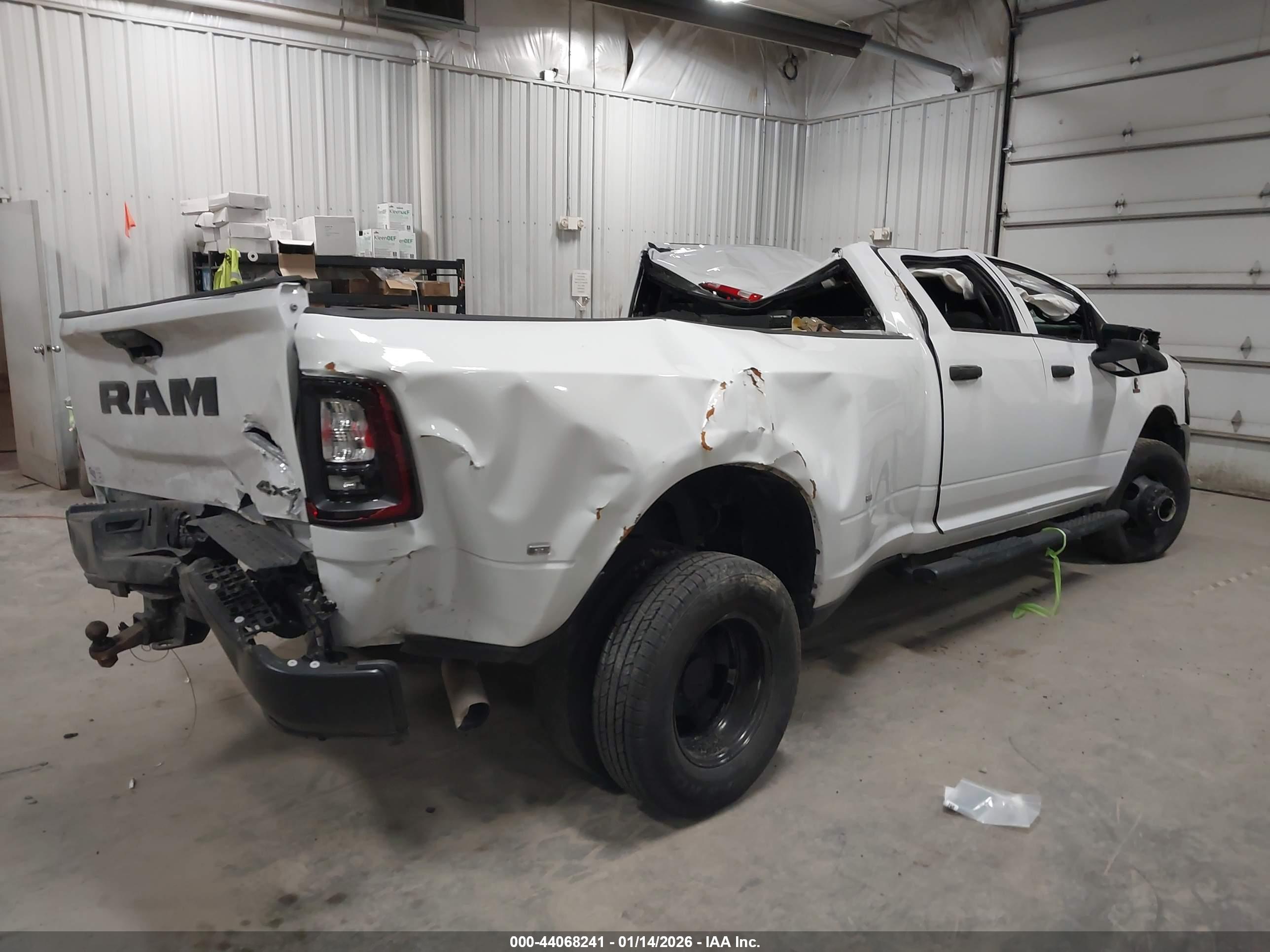 RAM 3500 image 4